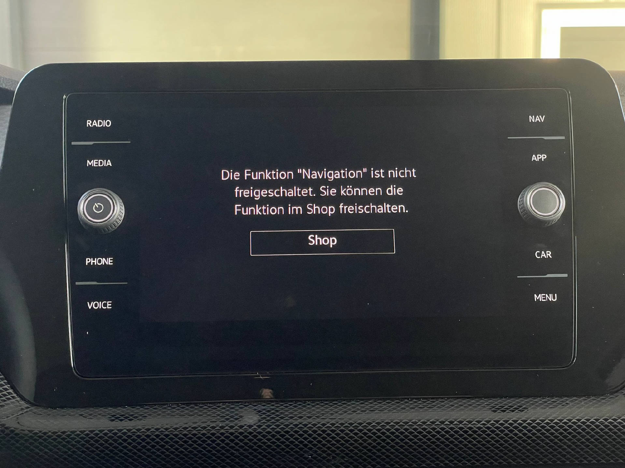 listing desktop thumbnail image 15