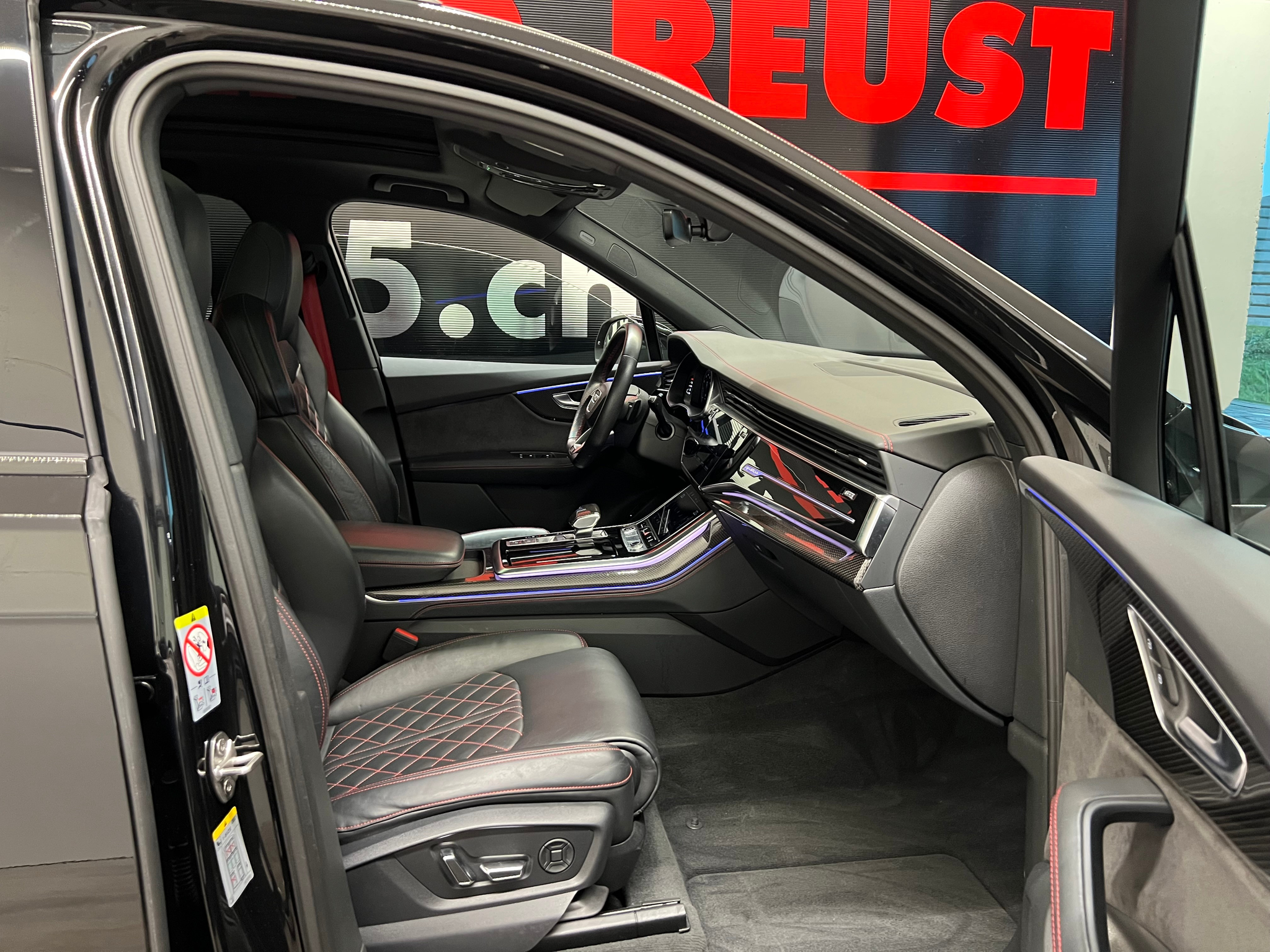 listing desktop thumbnail image 20