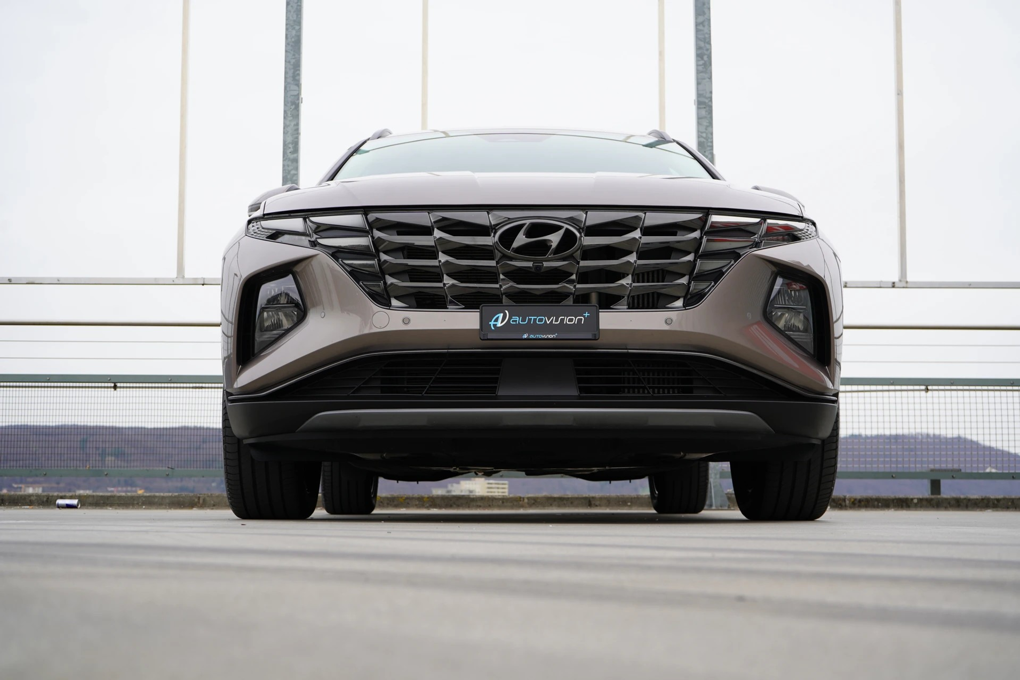 listing desktop thumbnail image 15