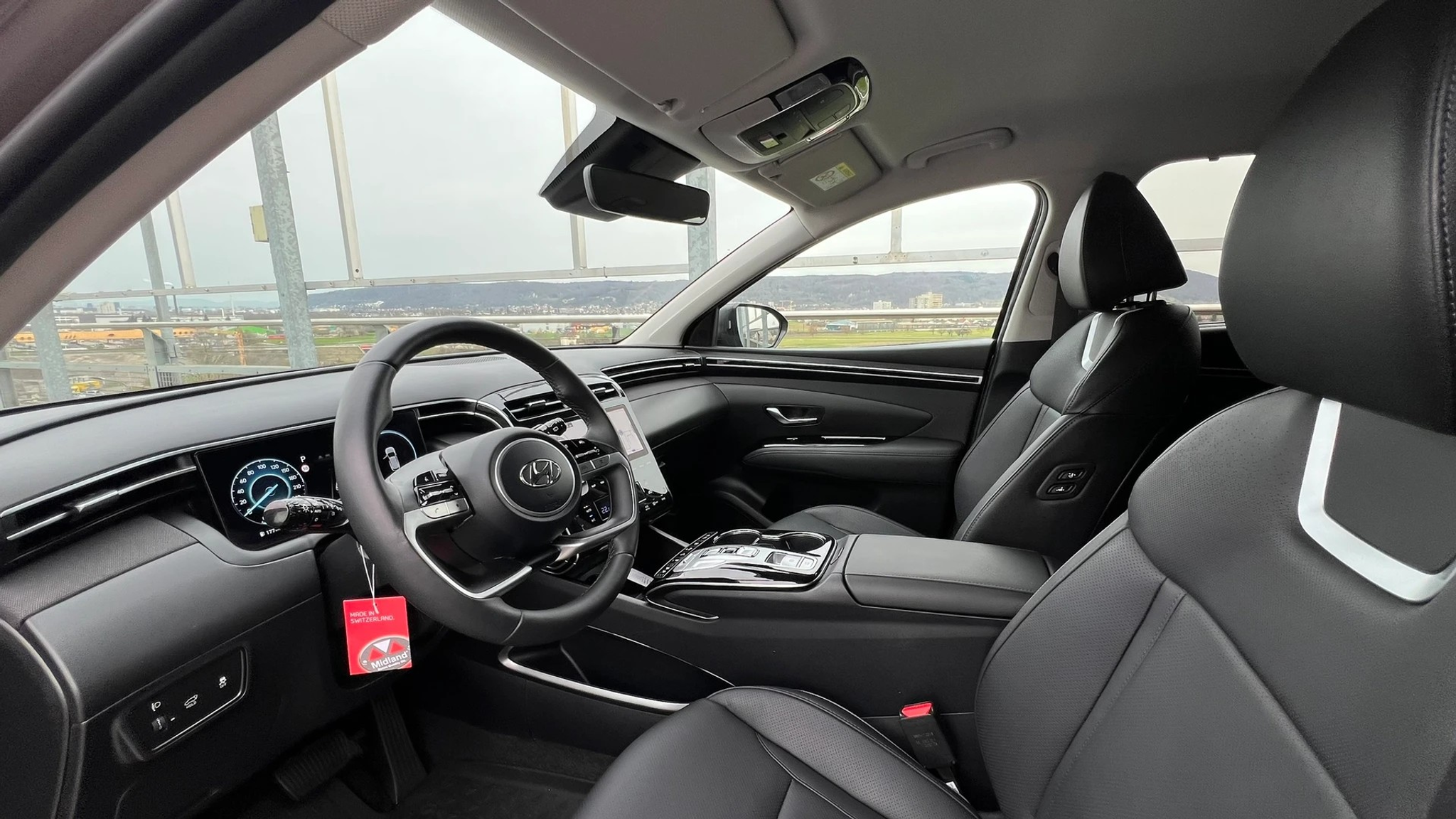 listing desktop thumbnail image 24