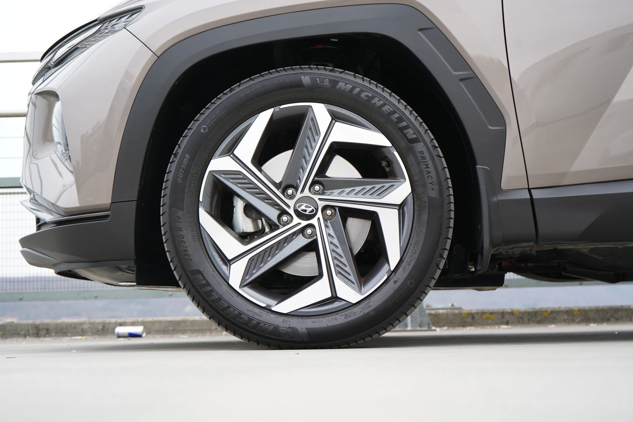 listing desktop thumbnail image 19