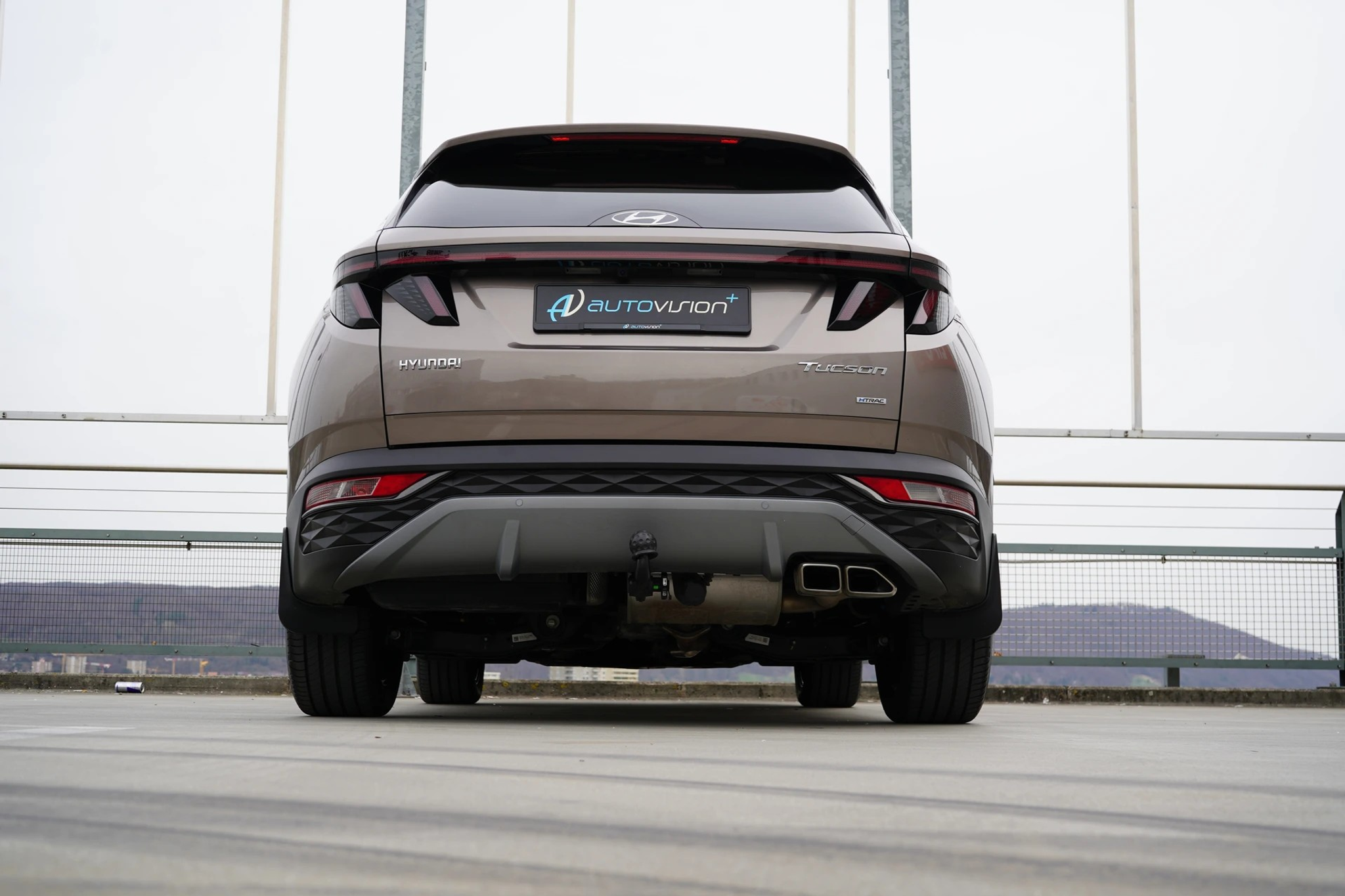 listing desktop thumbnail image 17