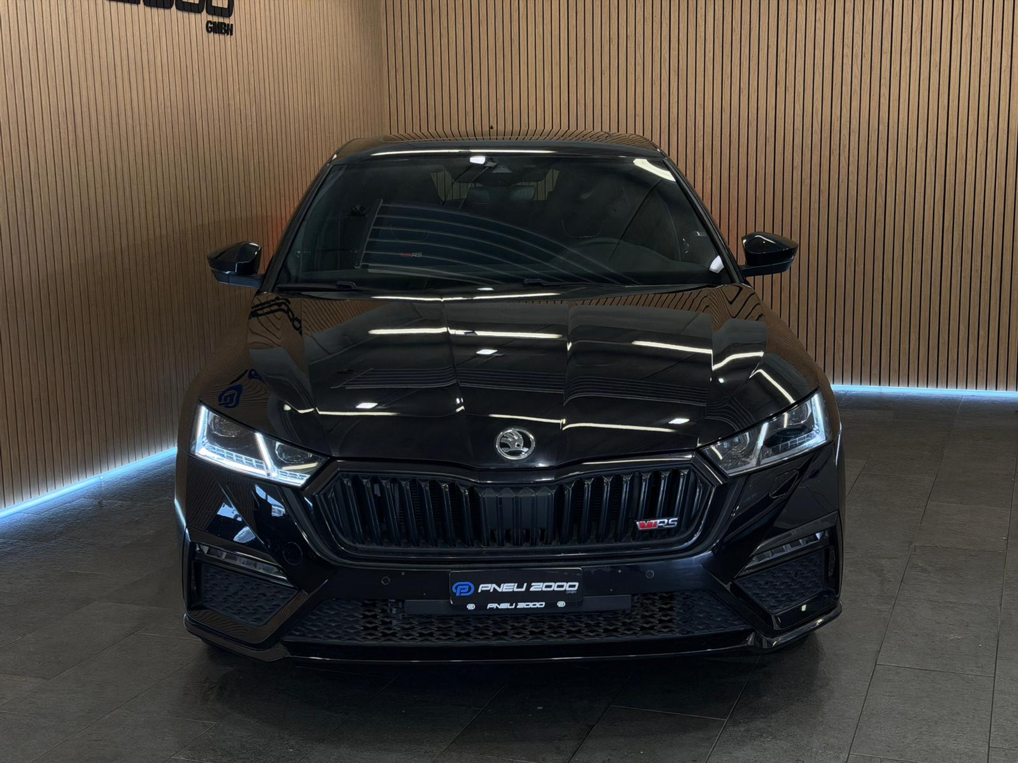 listing desktop thumbnail image 1