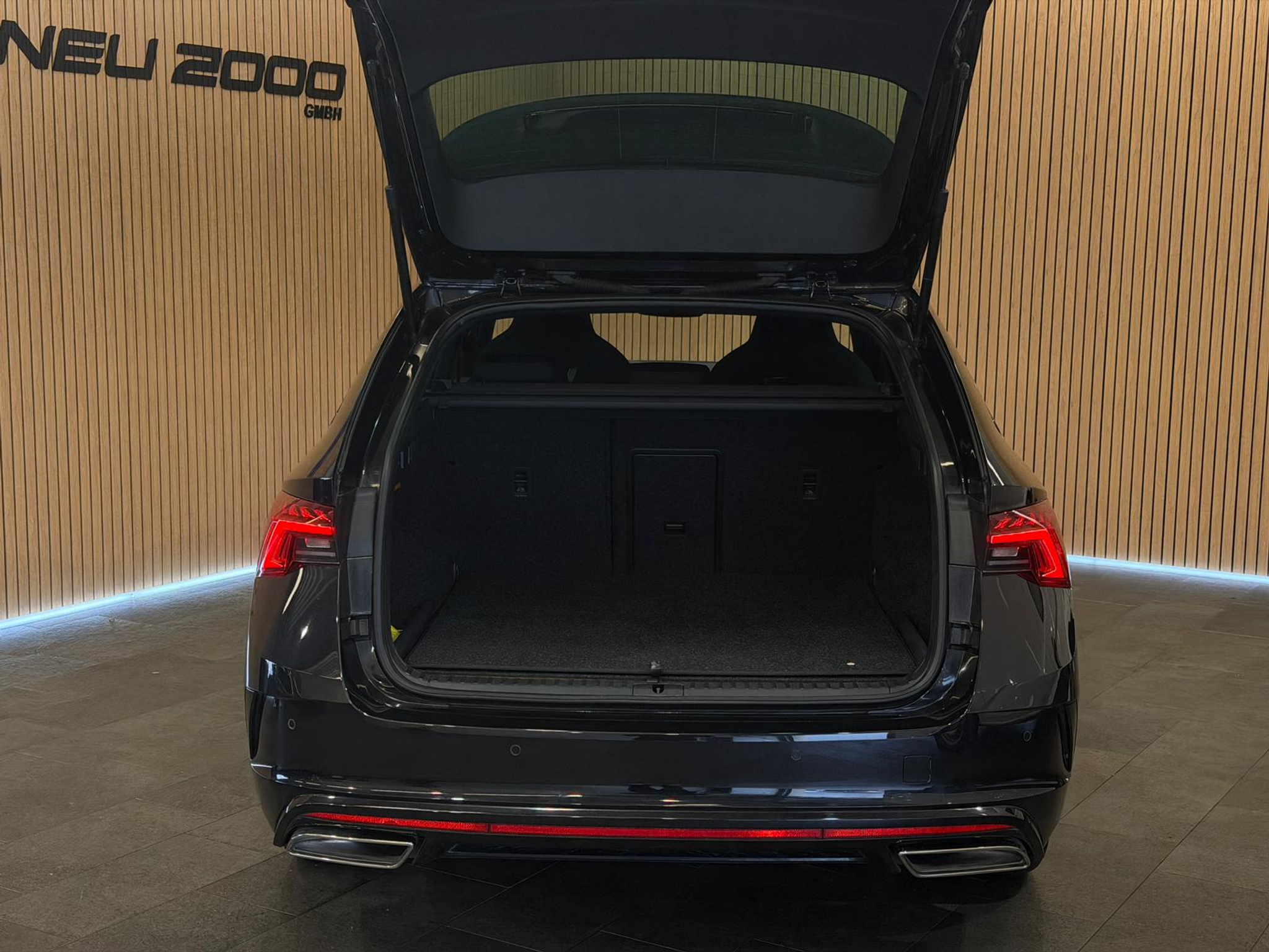 listing desktop thumbnail image 4