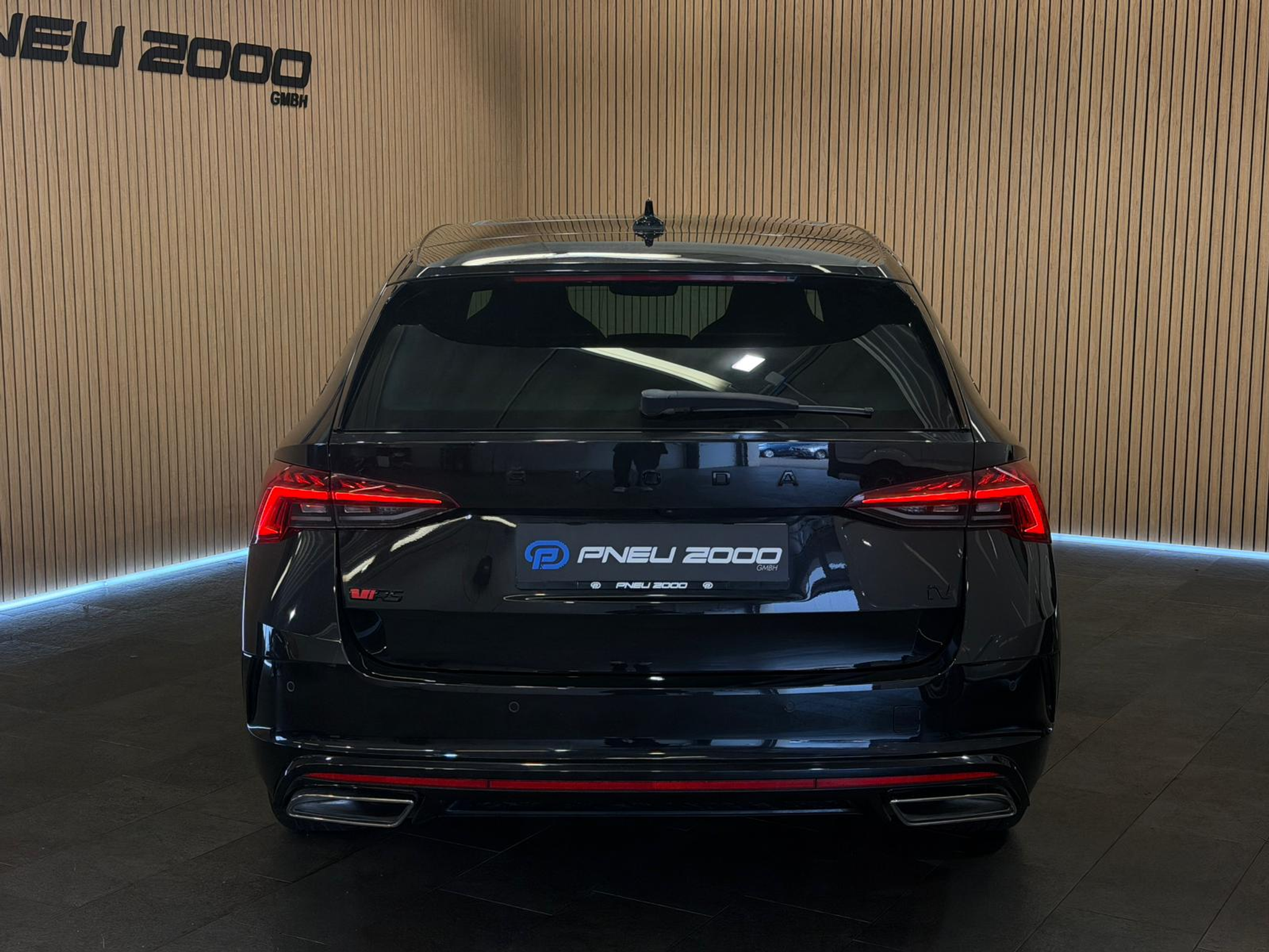 listing desktop thumbnail image 3