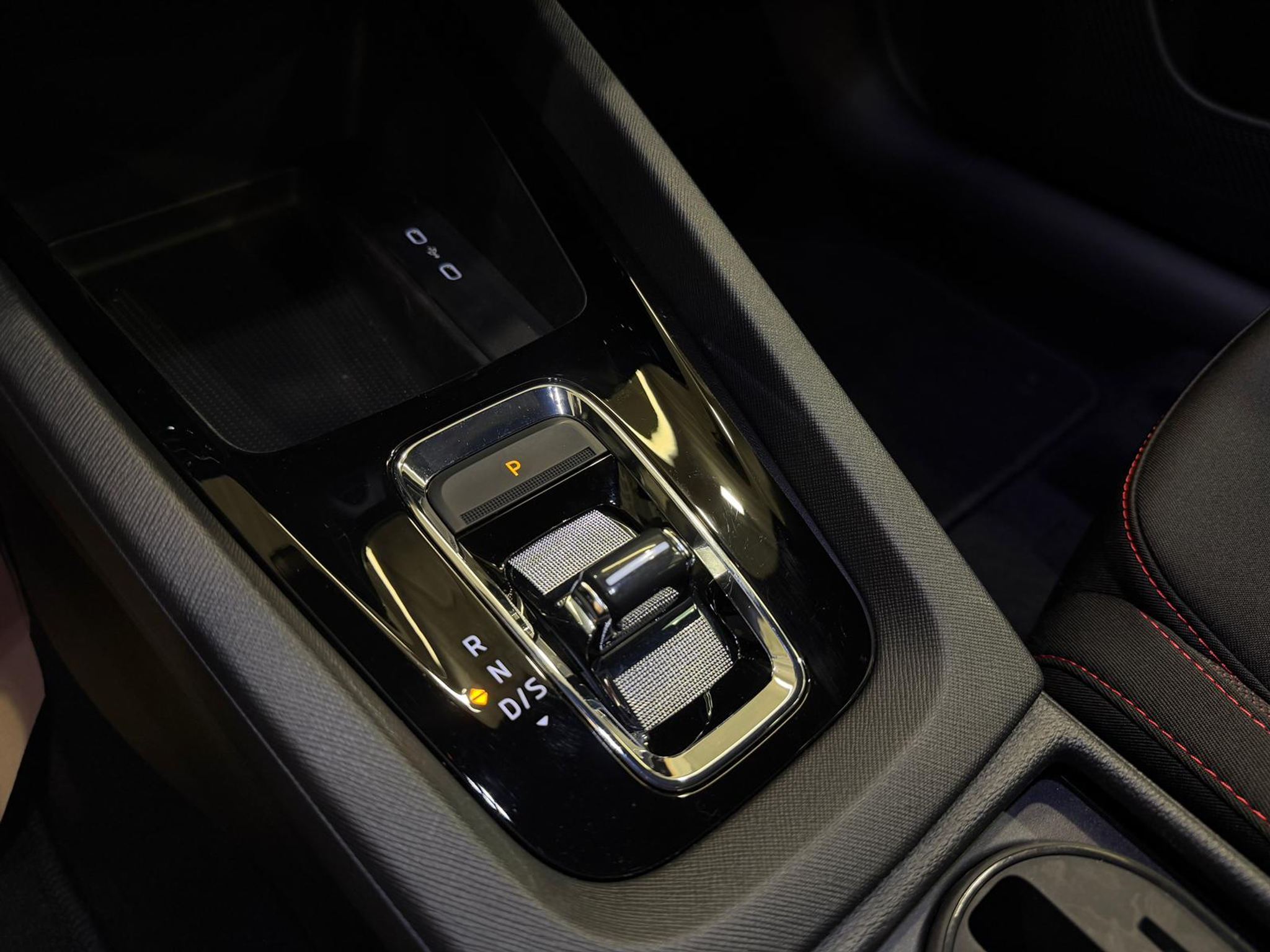 listing desktop thumbnail image 10