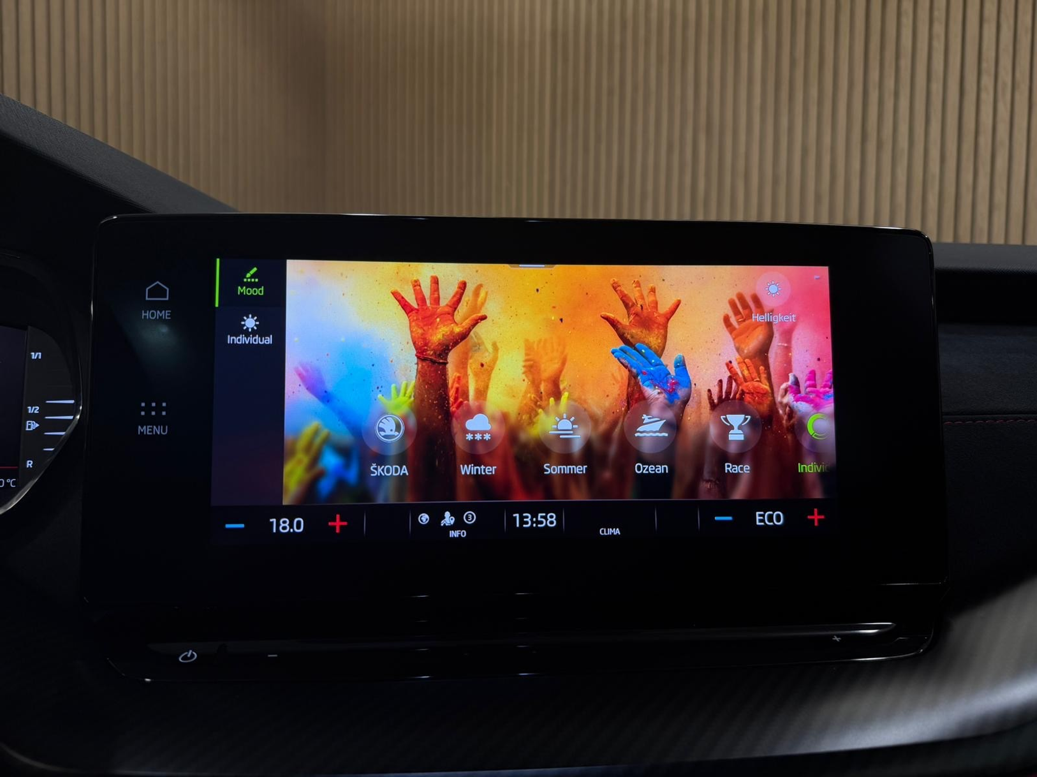 listing desktop thumbnail image 13