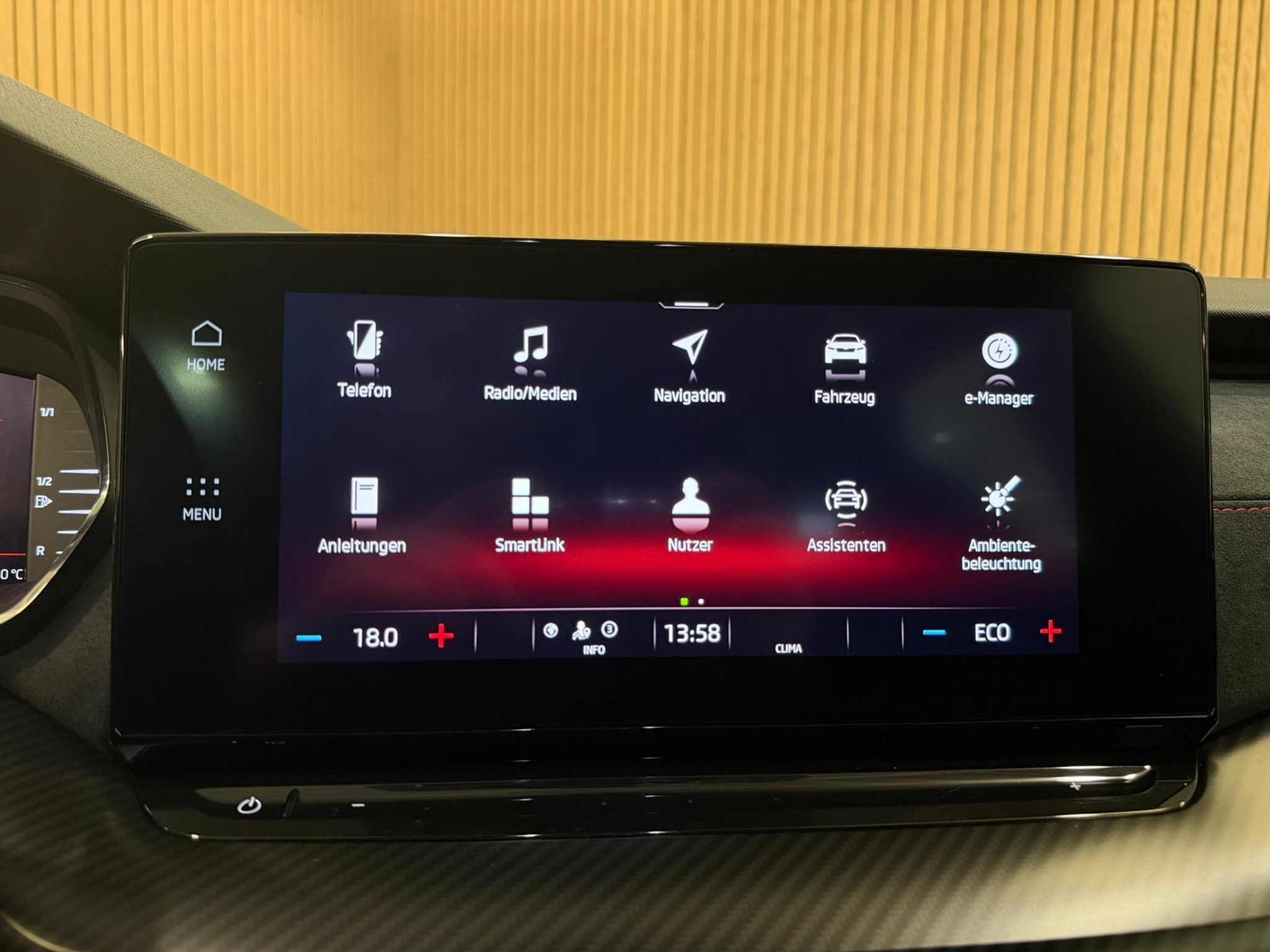 listing desktop thumbnail image 12