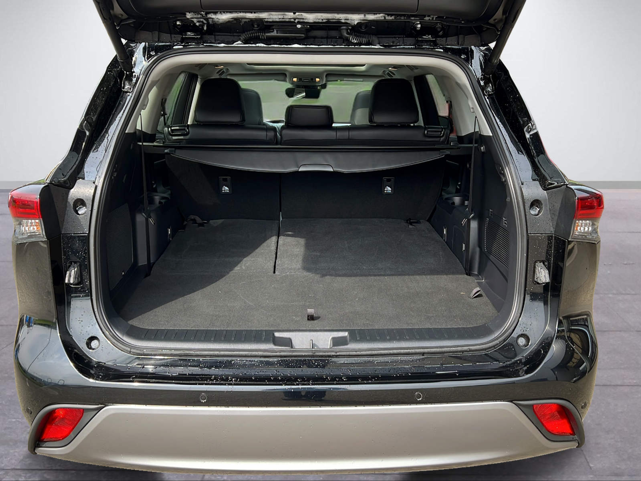 listing desktop thumbnail image 5