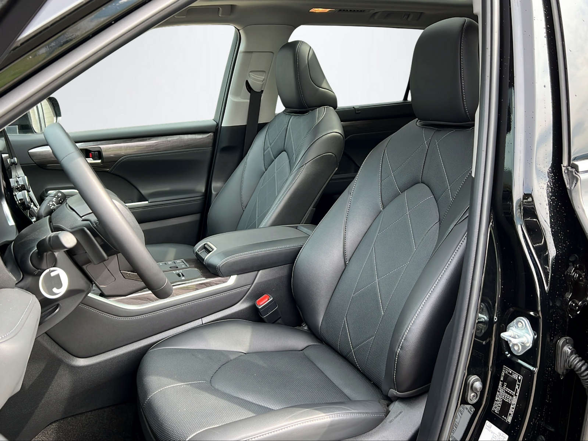 listing desktop thumbnail image 13