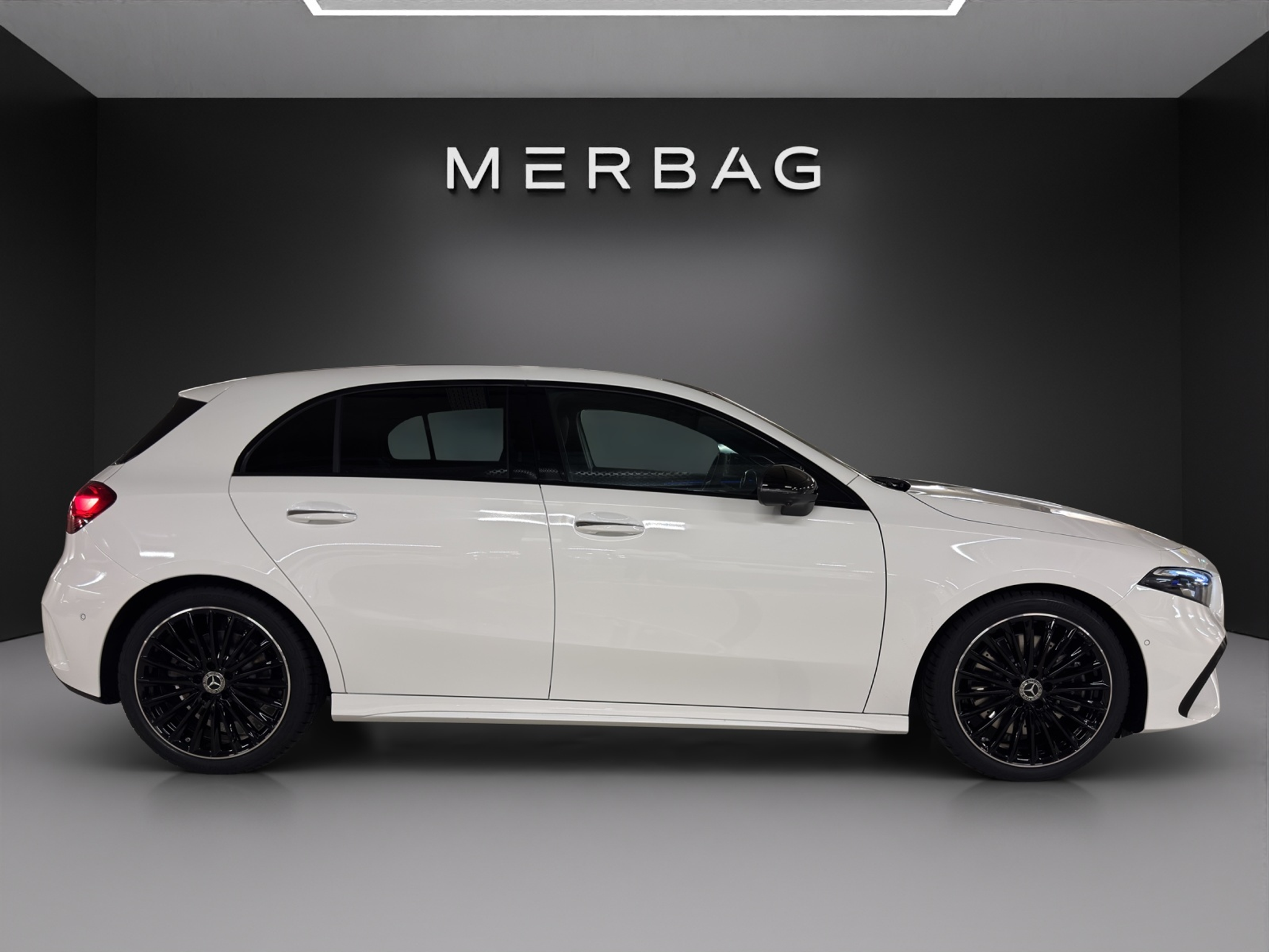 listing desktop thumbnail image 7