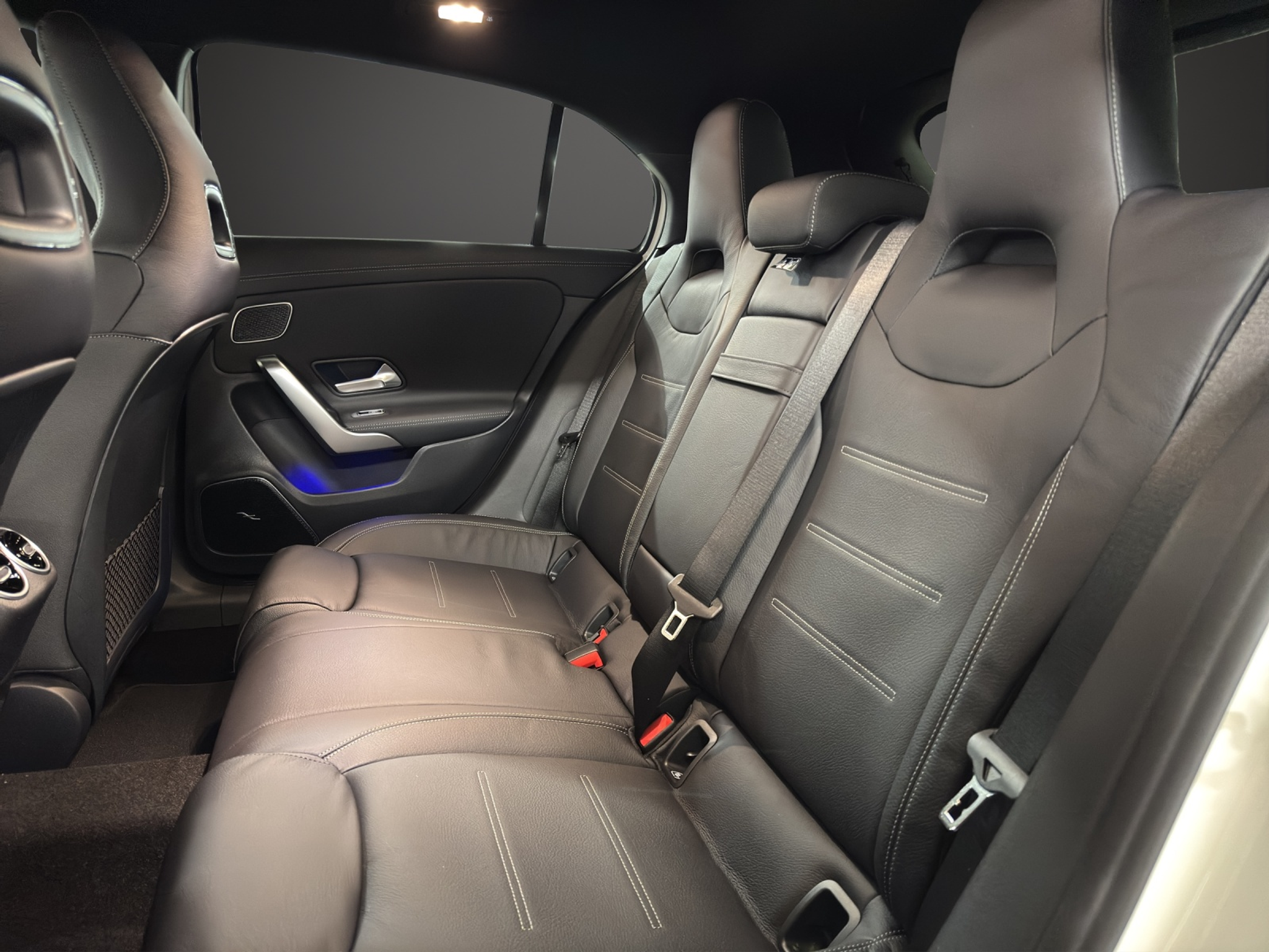 listing desktop thumbnail image 14