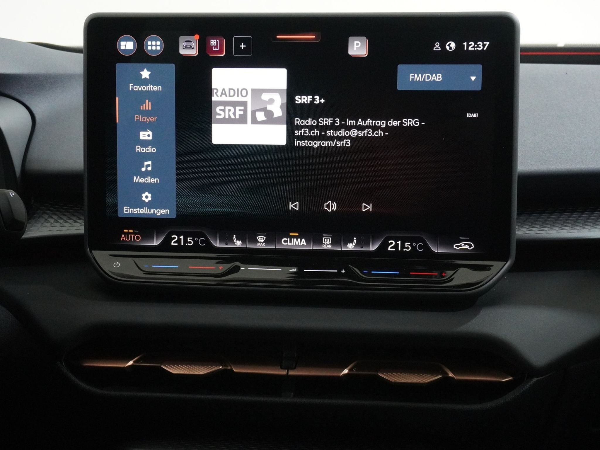 listing desktop thumbnail image 24