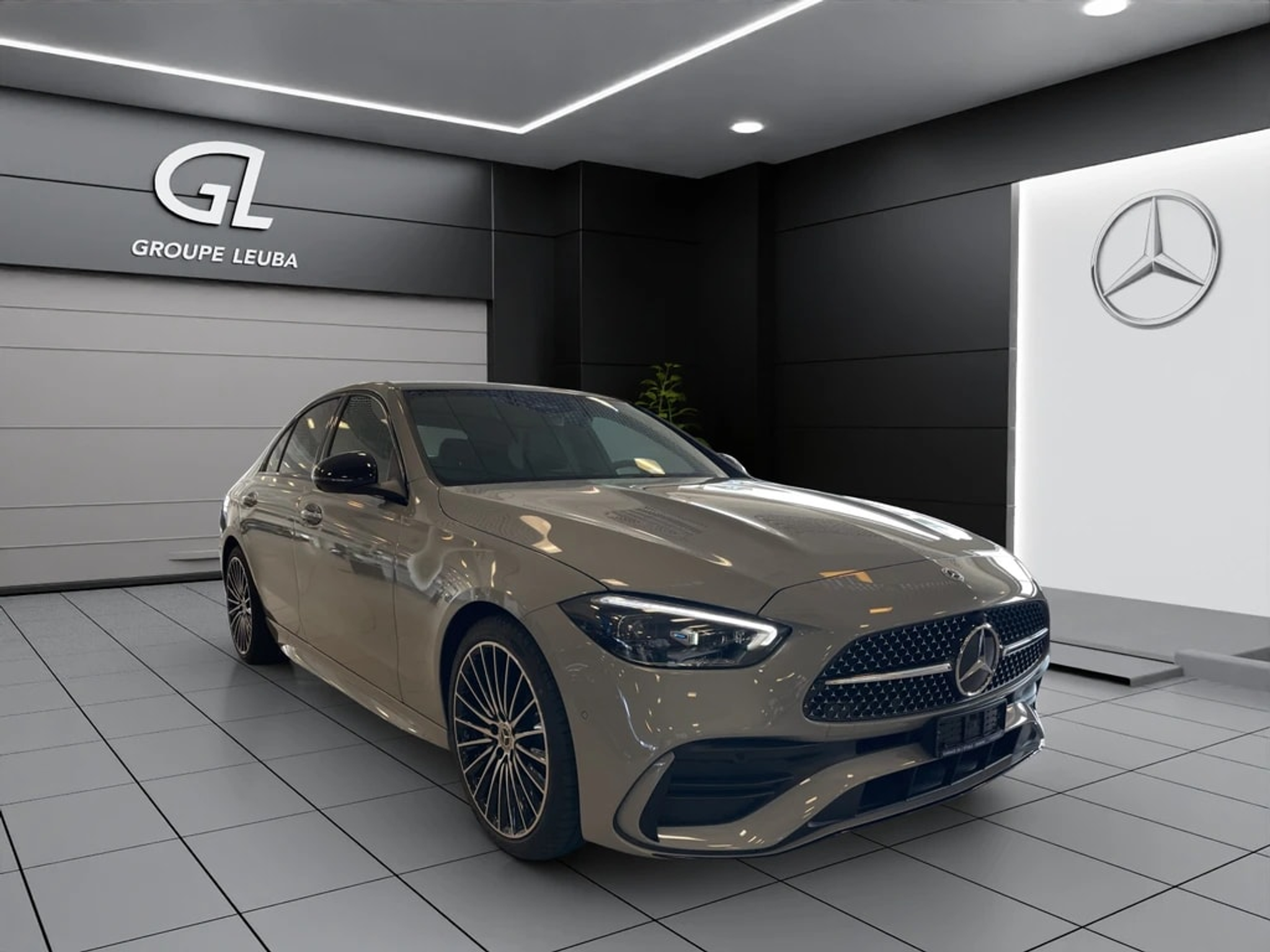 listing desktop thumbnail image 14