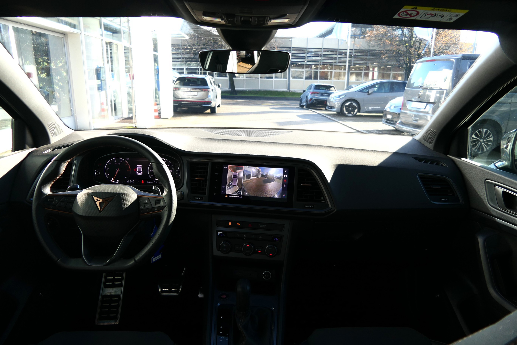 listing desktop thumbnail image 6