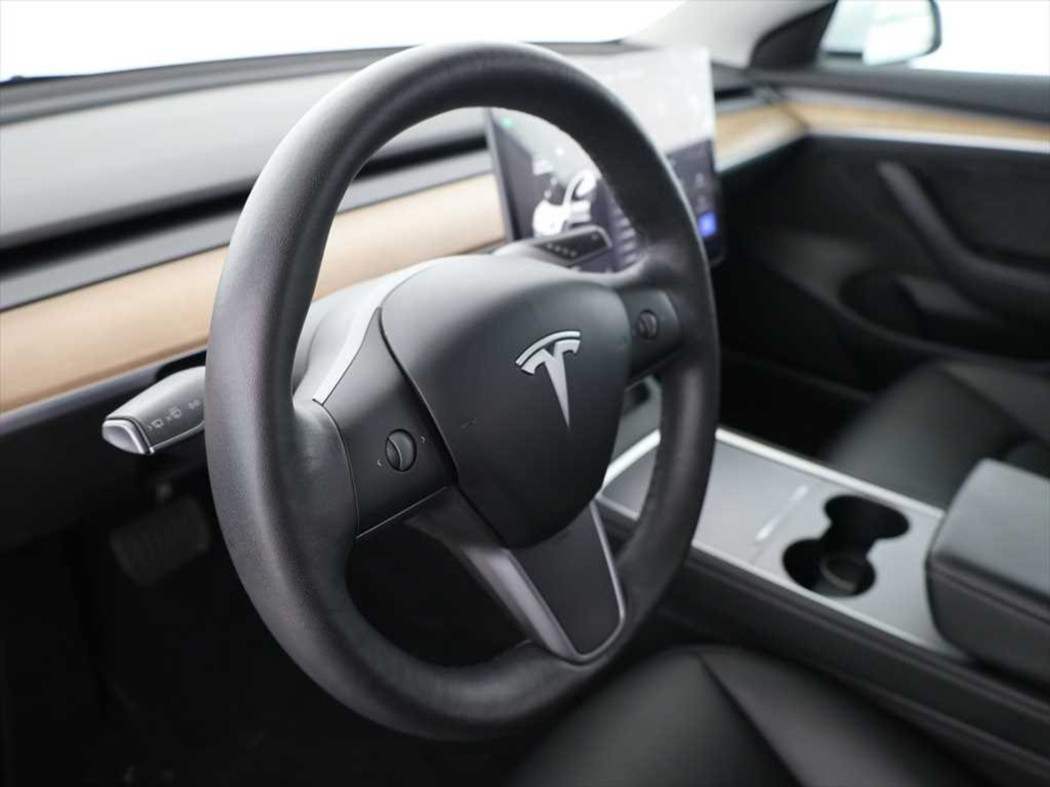 listing desktop thumbnail image 7