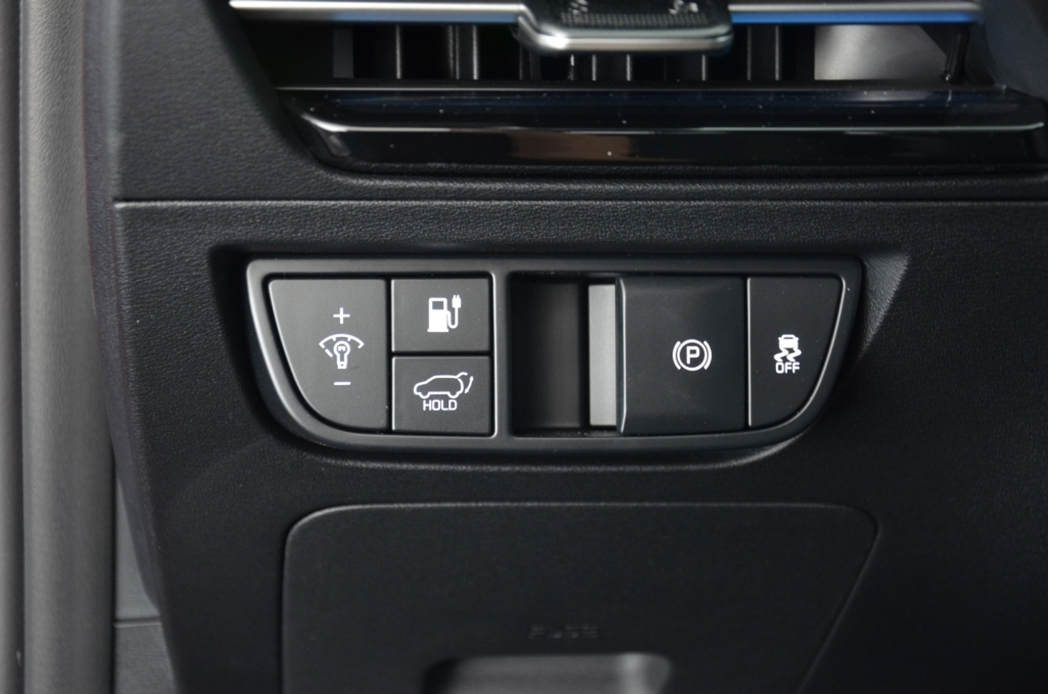 listing desktop thumbnail image 25