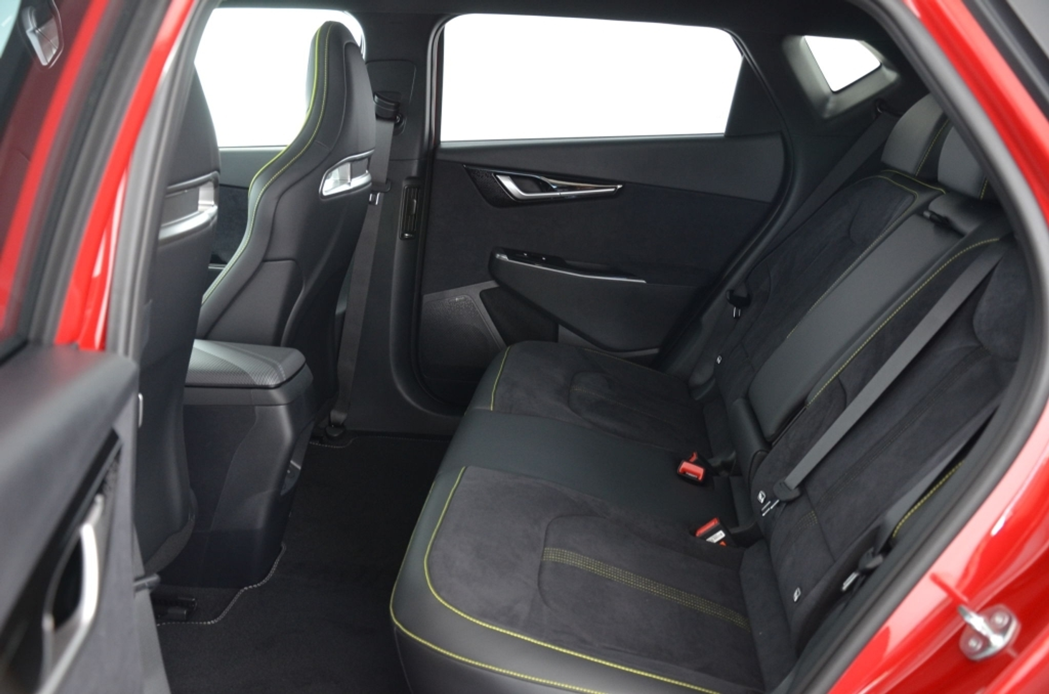 listing desktop thumbnail image 15