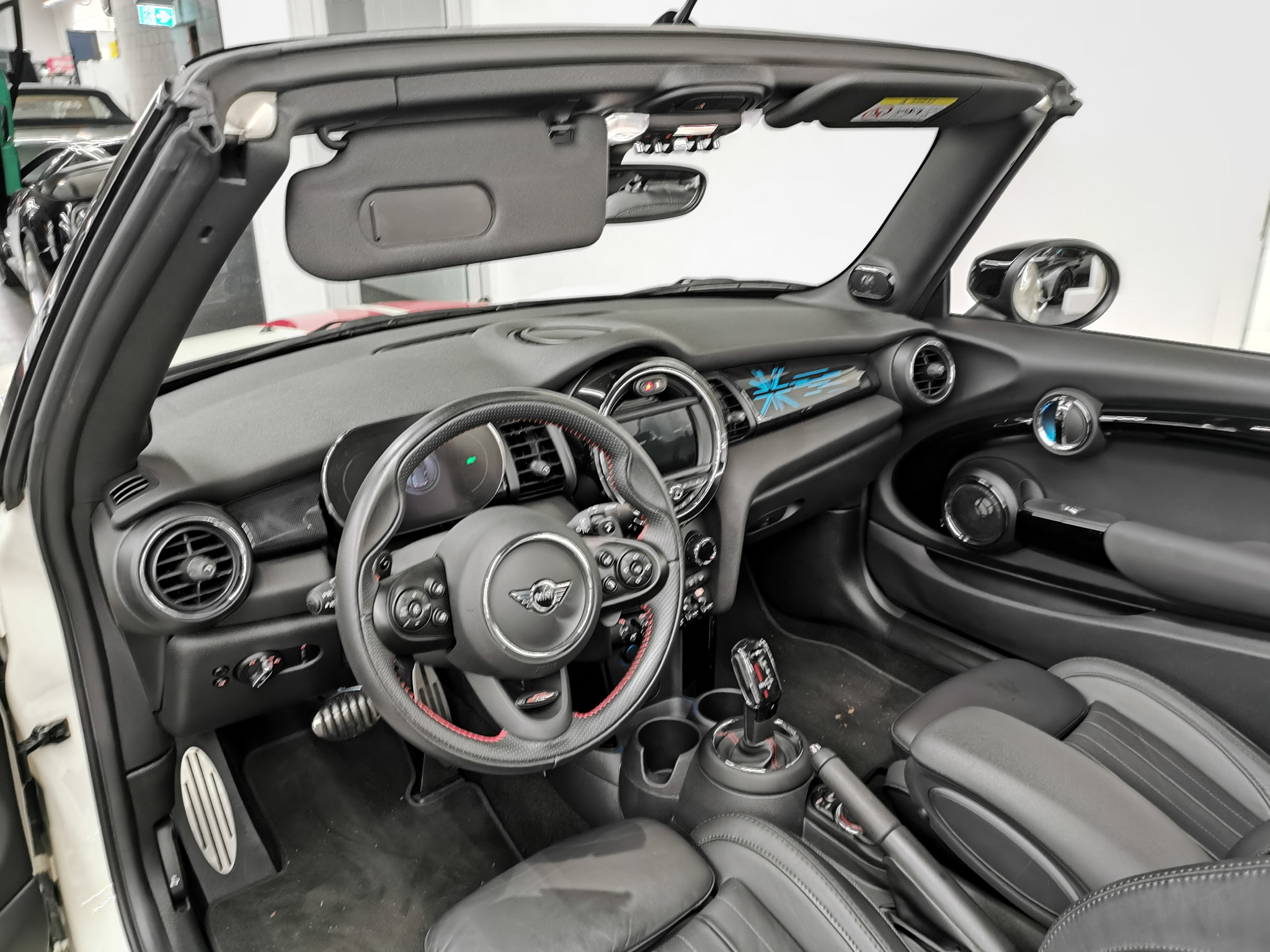 listing desktop thumbnail image 12