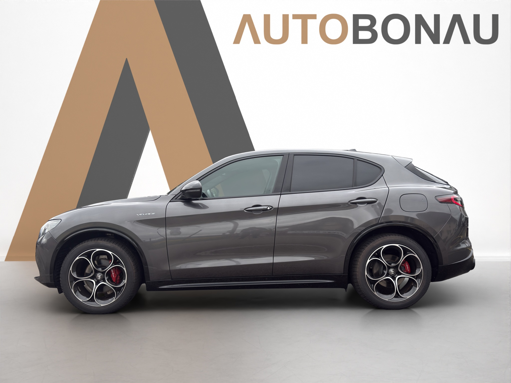 listing desktop thumbnail image 1