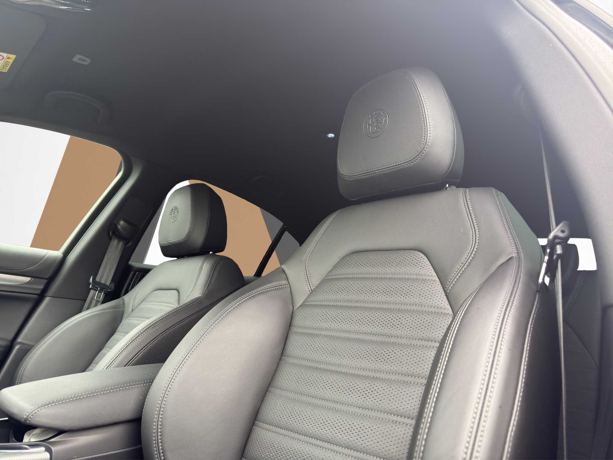 listing desktop thumbnail image 19