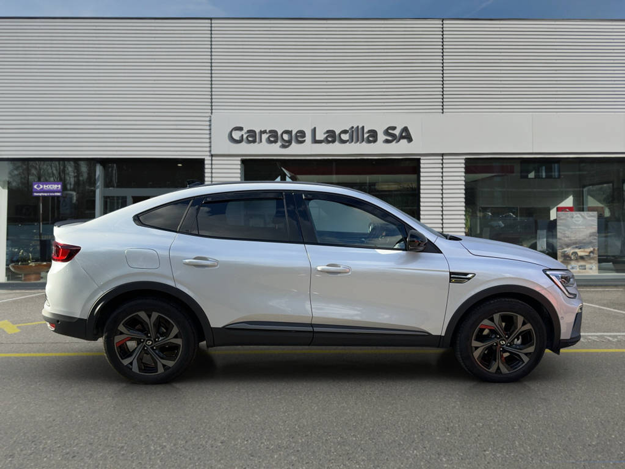 listing desktop thumbnail image 7