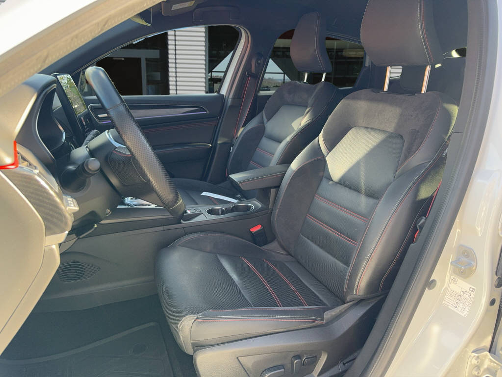 listing desktop thumbnail image 8