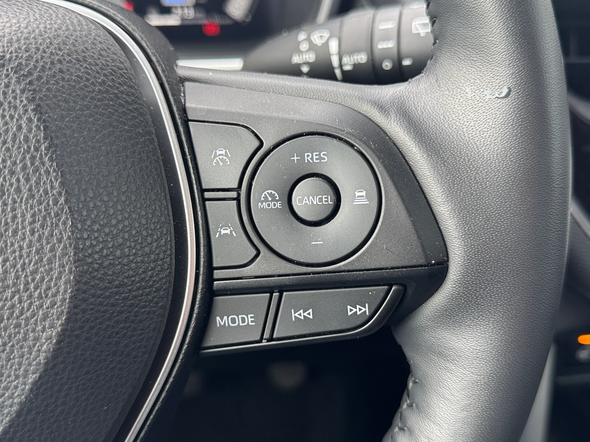 listing desktop thumbnail image 15