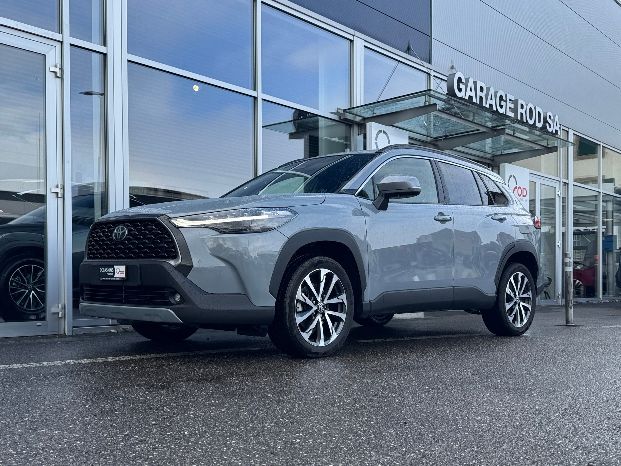 listing desktop thumbnail image 1