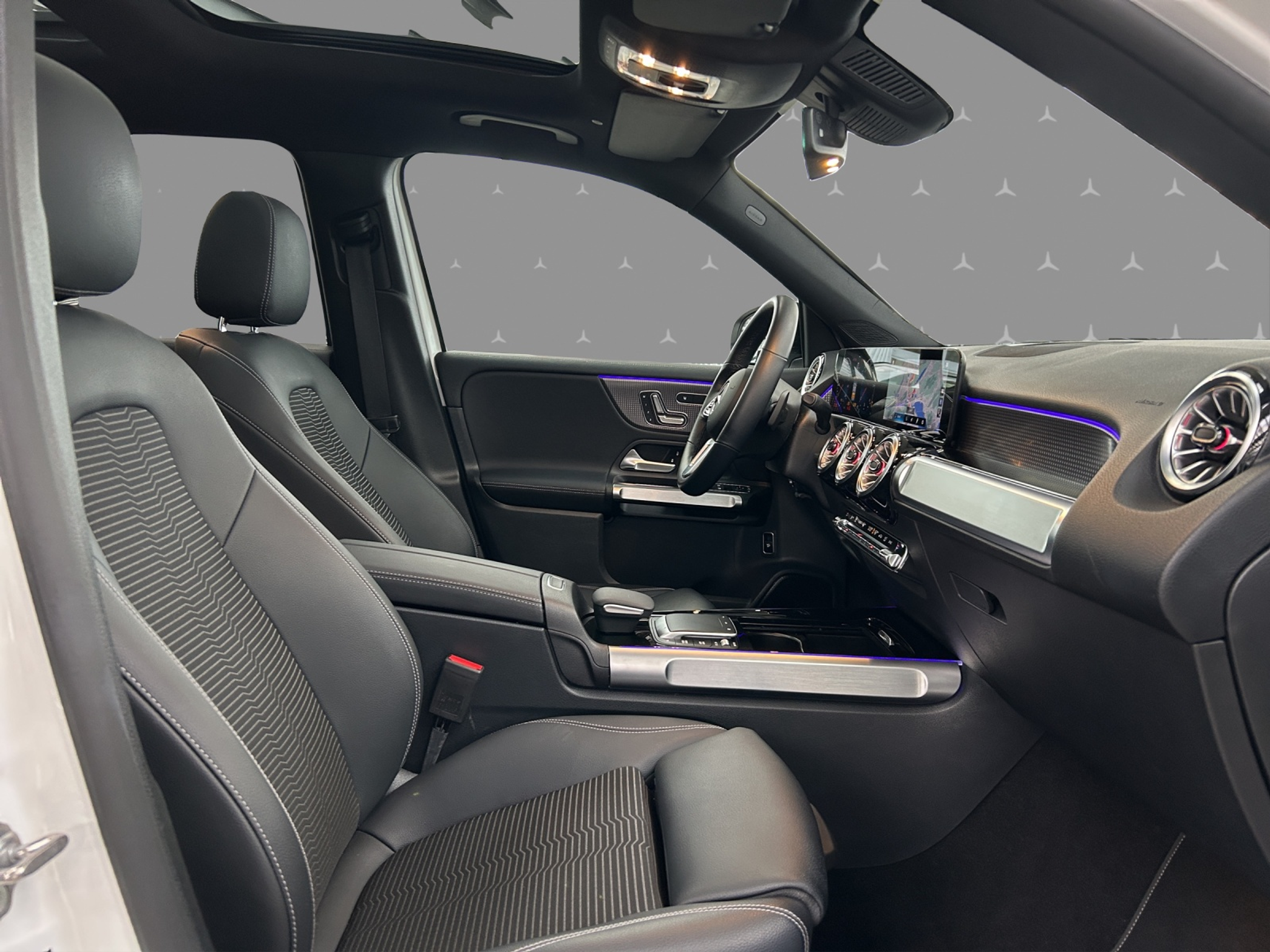 listing desktop thumbnail image 16