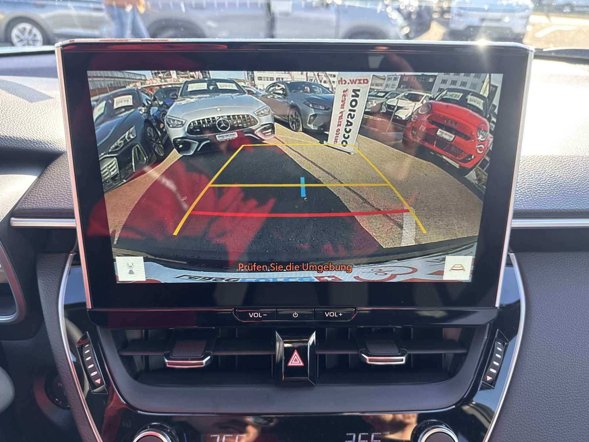 listing desktop thumbnail image 9