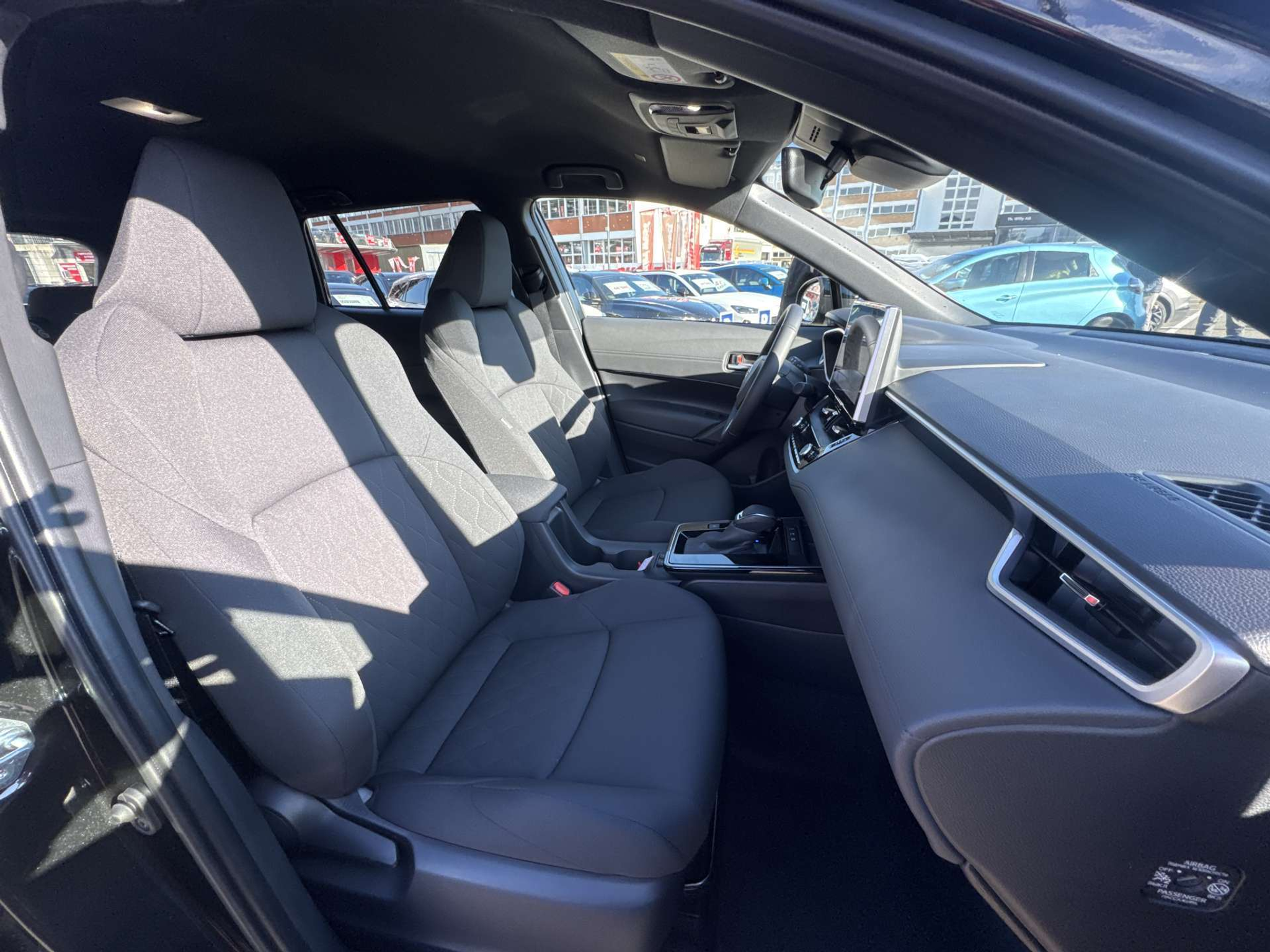 listing desktop thumbnail image 12