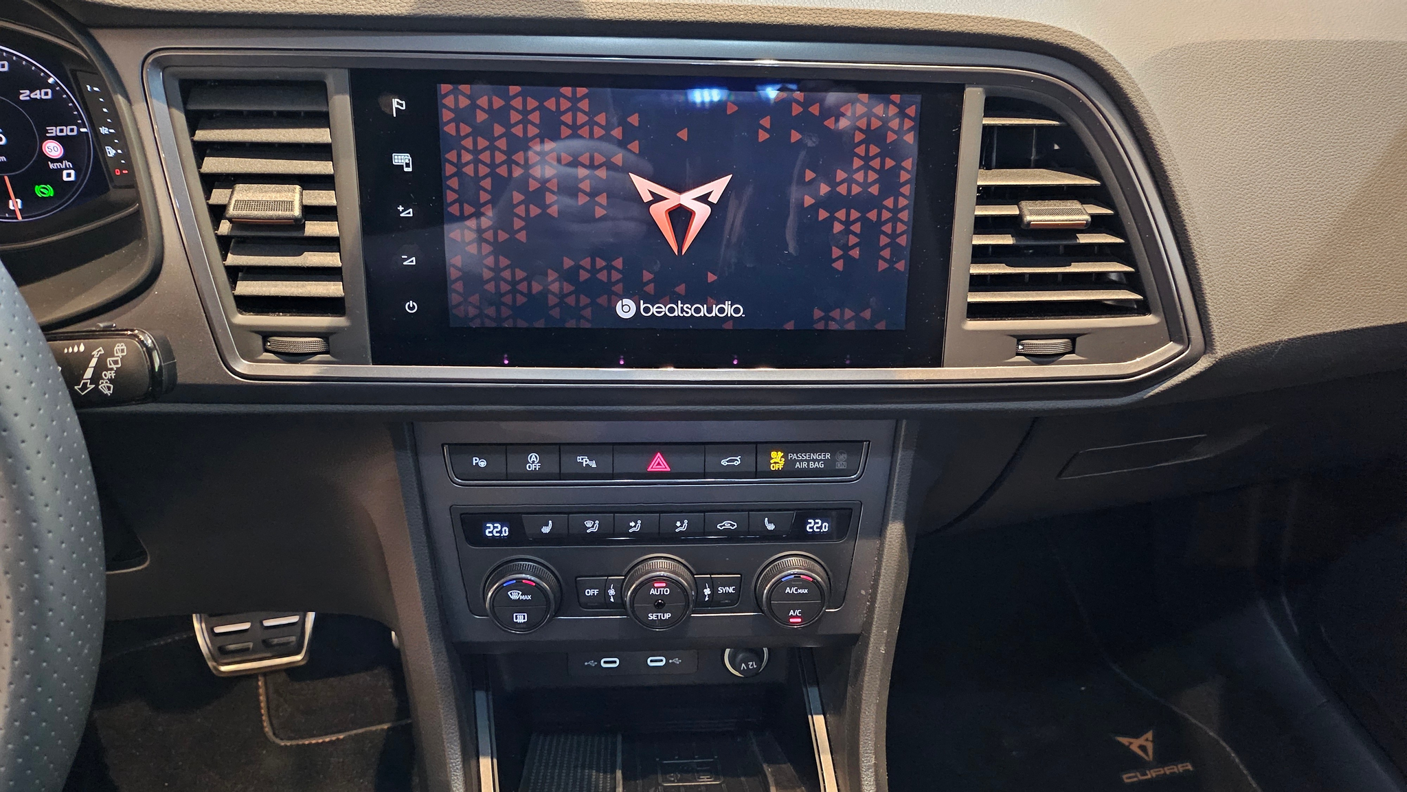 listing desktop thumbnail image 27