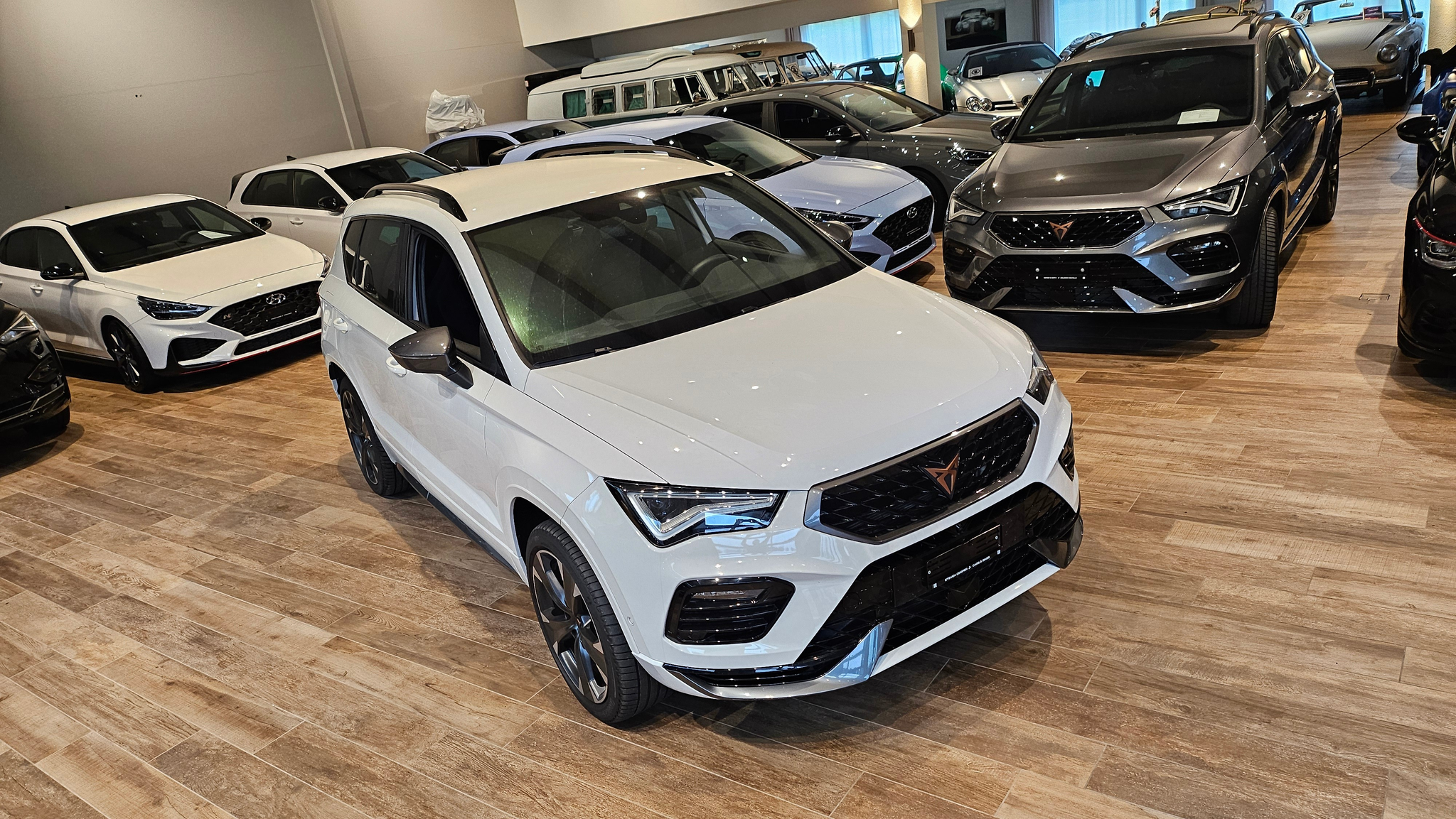 listing desktop thumbnail image 5