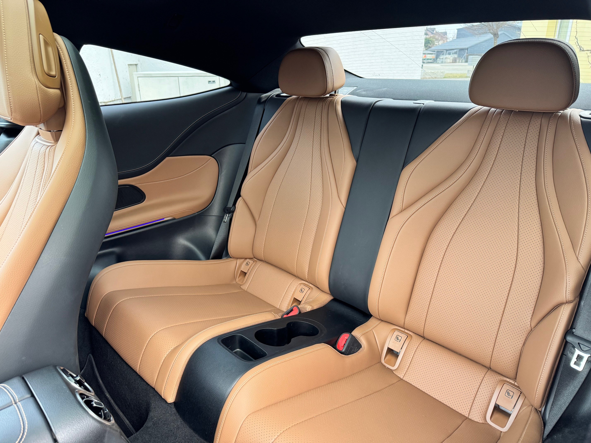 listing desktop thumbnail image 11