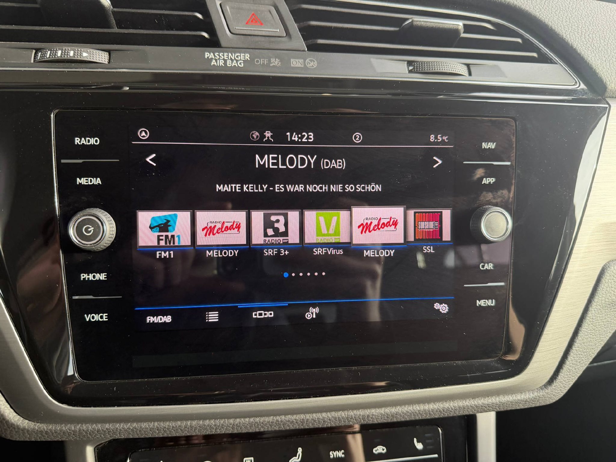 listing desktop thumbnail image 14