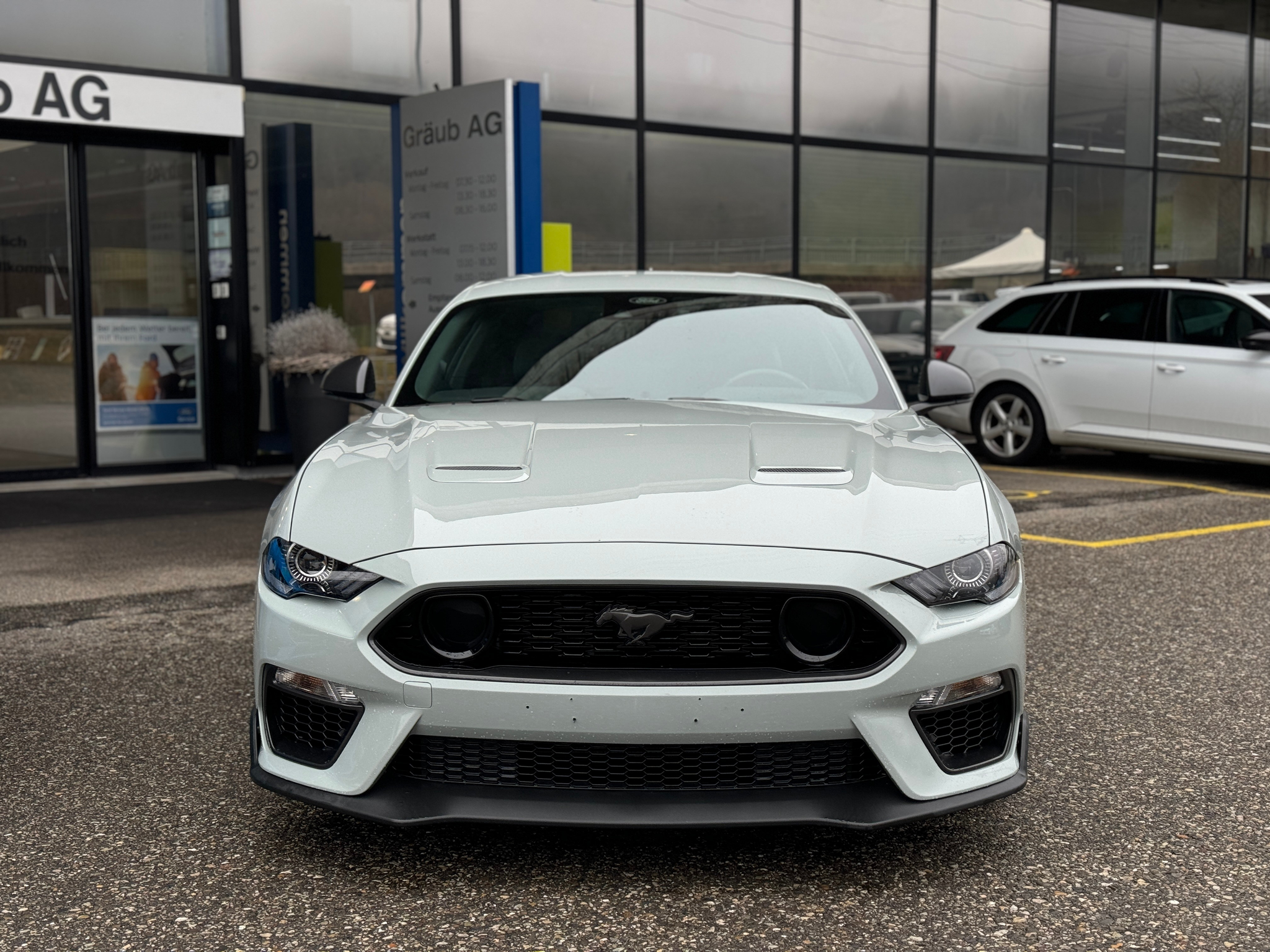 listing desktop thumbnail image 5