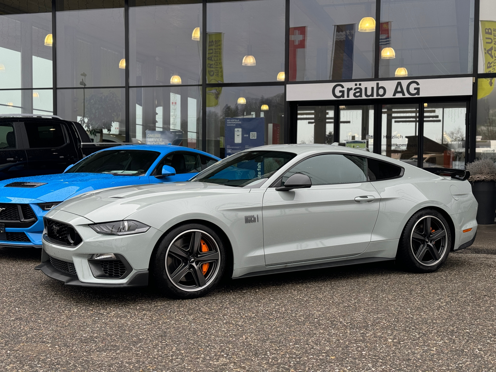 listing desktop thumbnail image 6