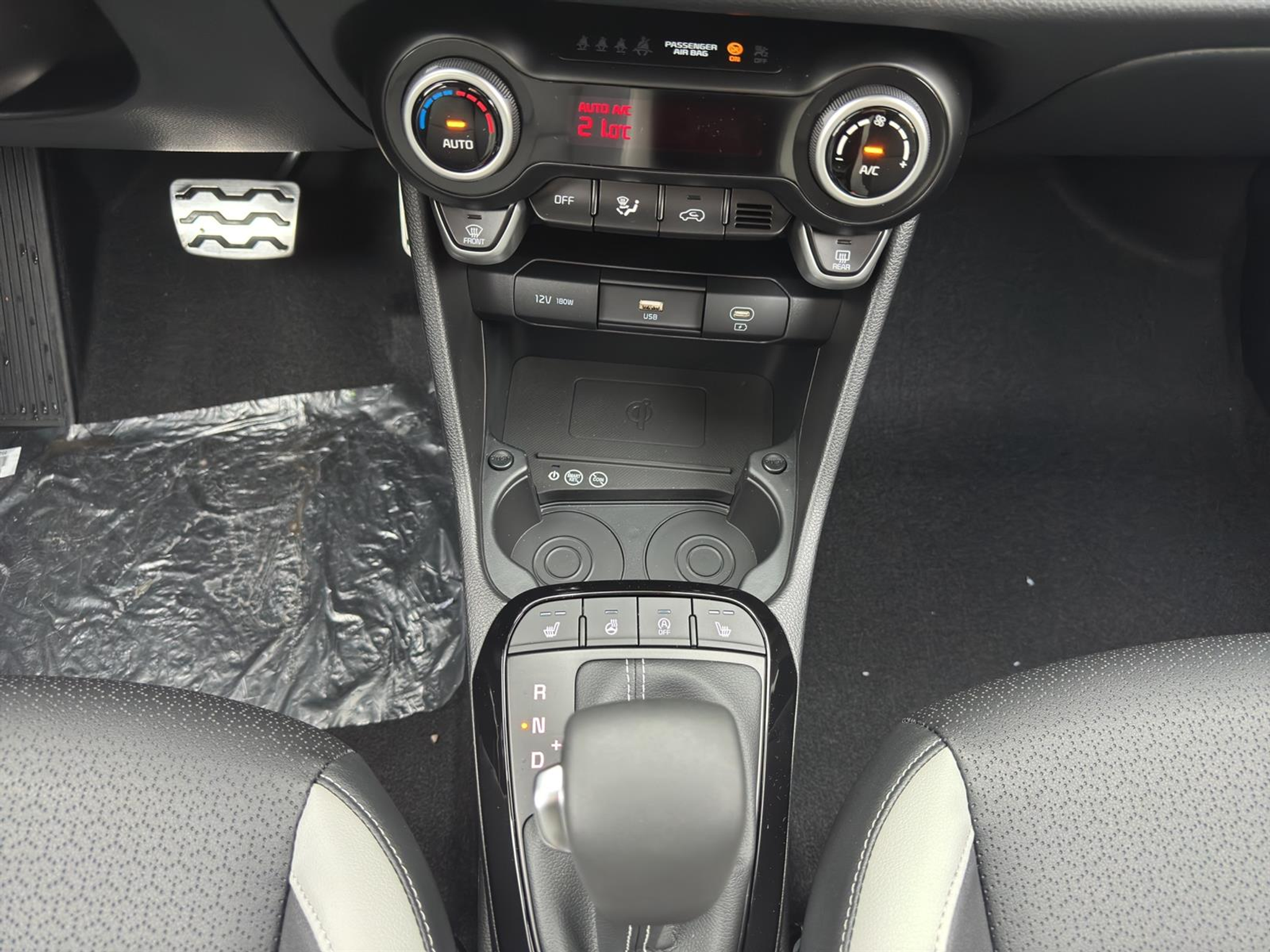 listing desktop thumbnail image 10