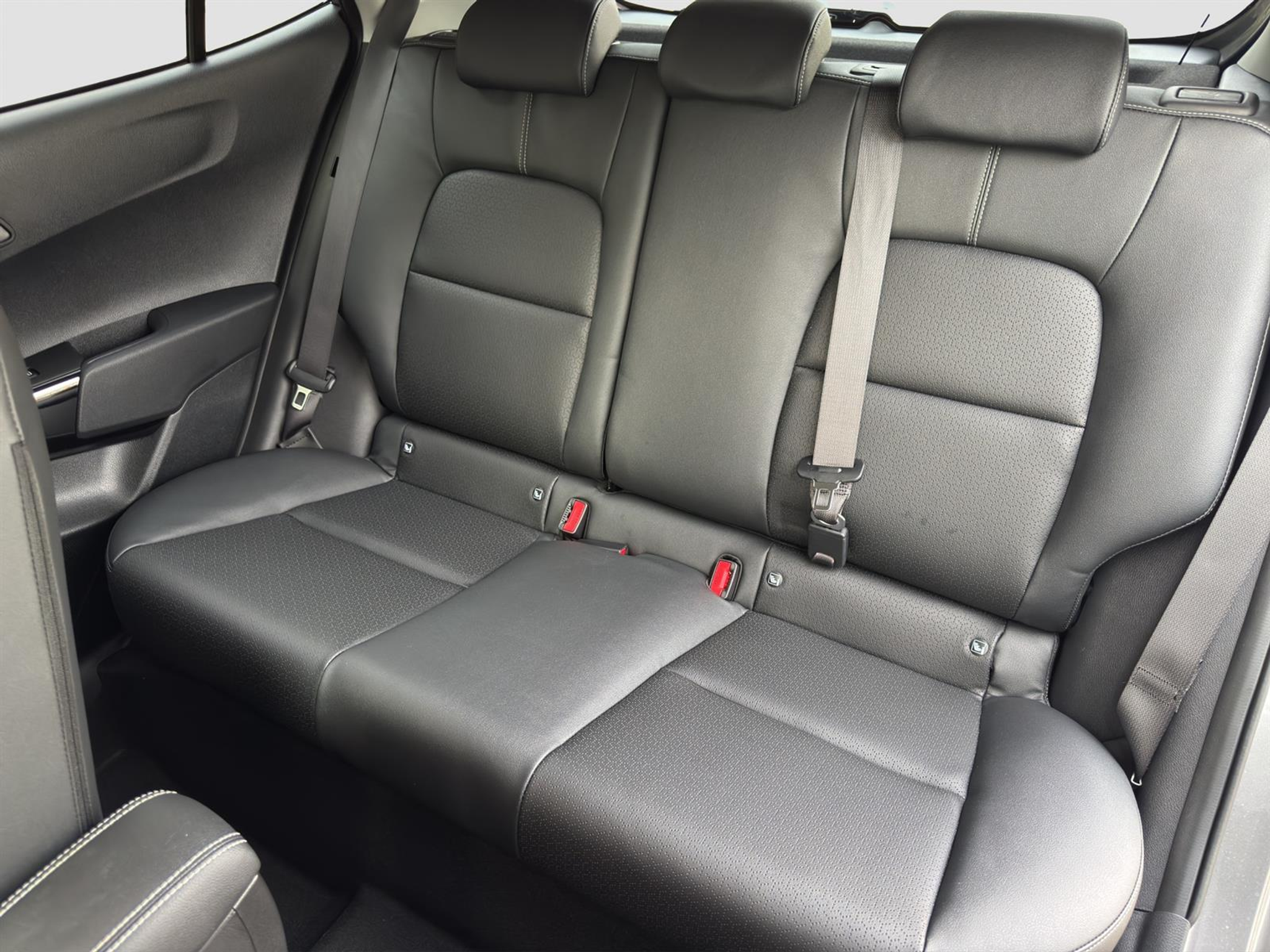 listing desktop thumbnail image 5