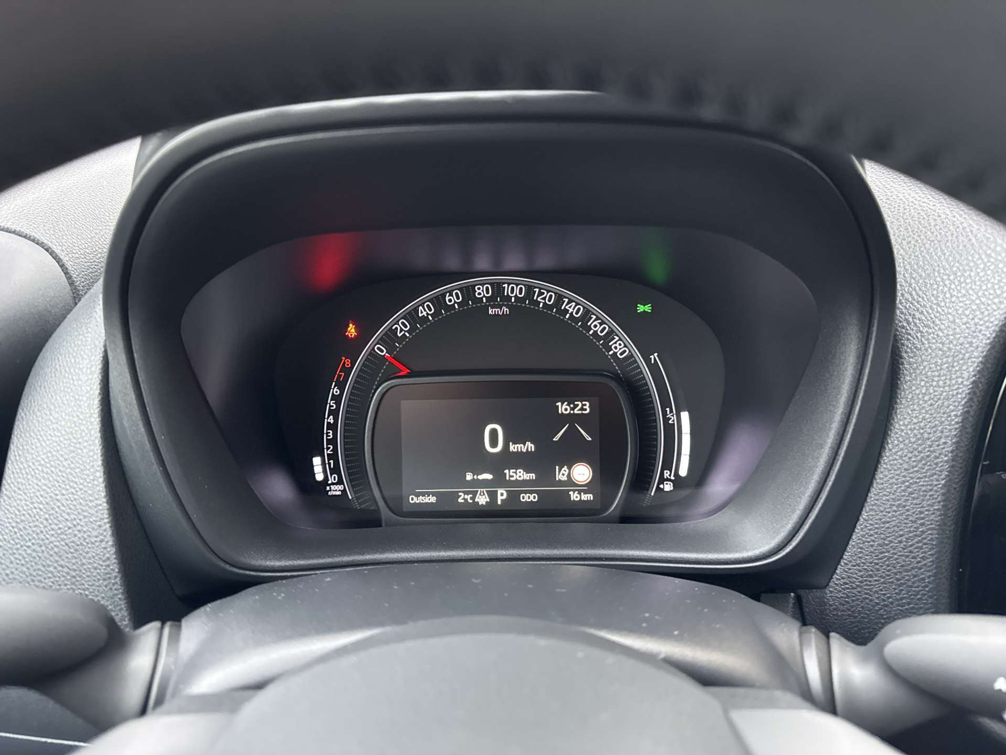 listing desktop thumbnail image 11