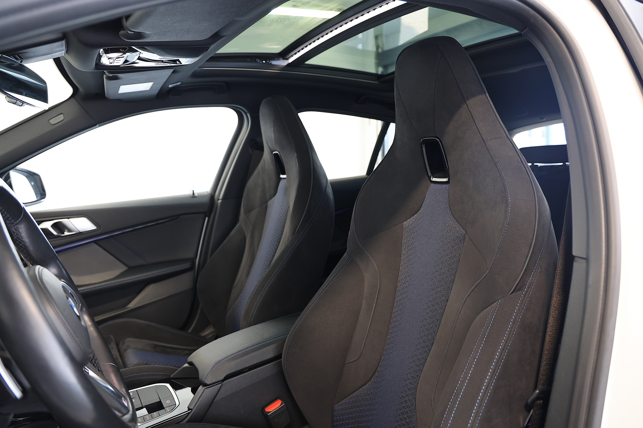 listing desktop thumbnail image 8