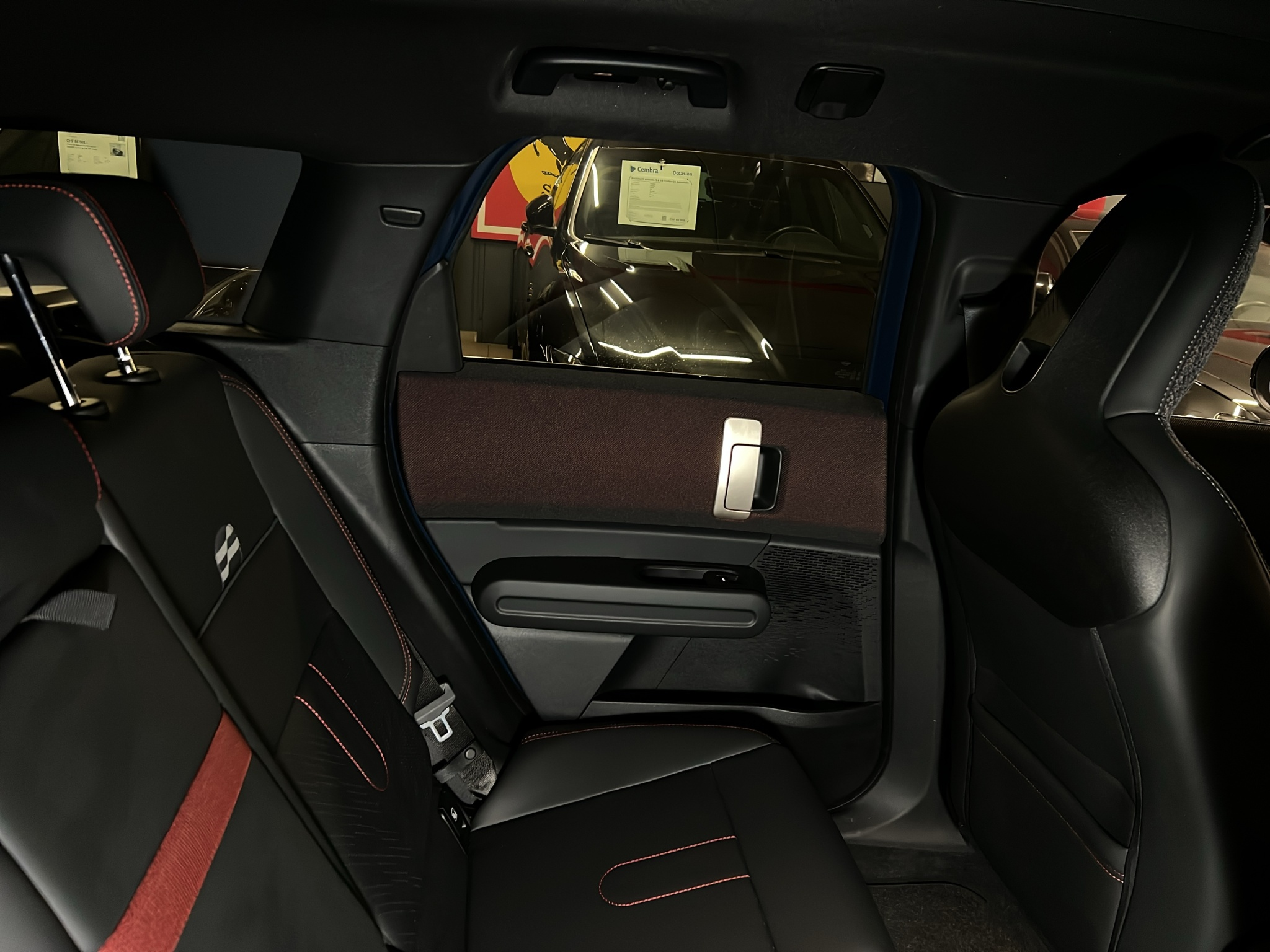 listing desktop thumbnail image 11