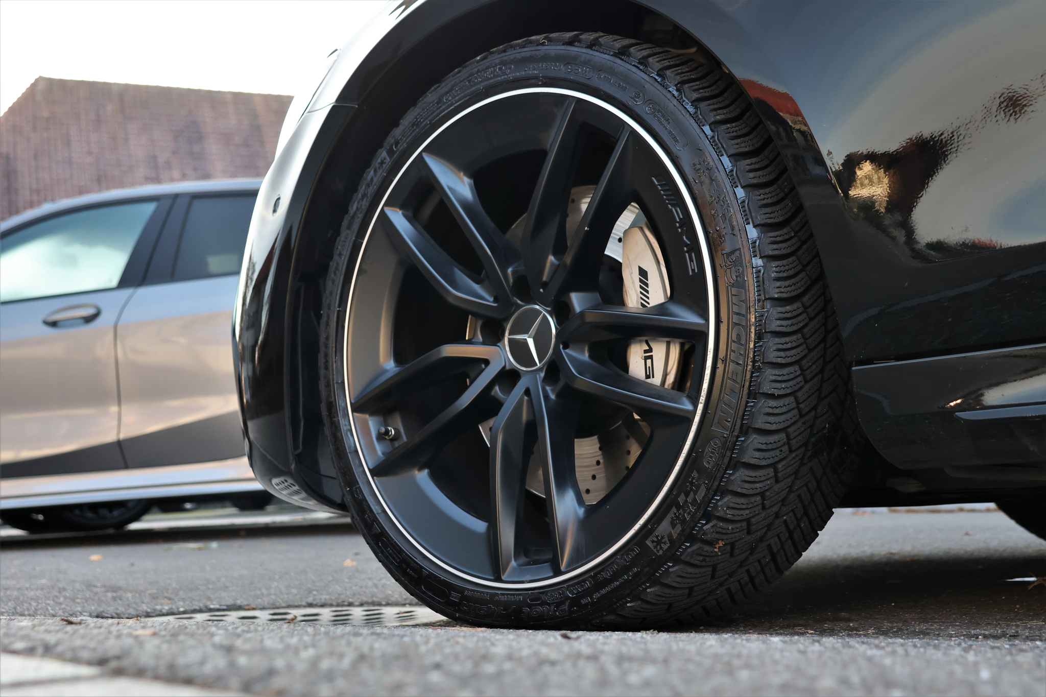 listing desktop thumbnail image 6