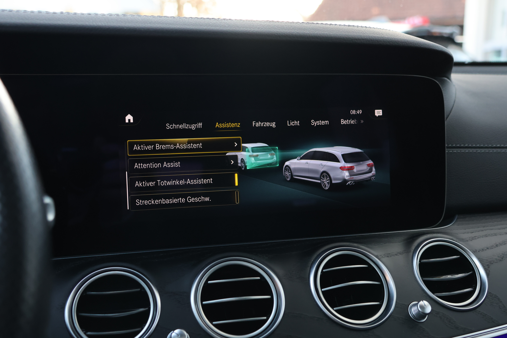 listing desktop thumbnail image 26