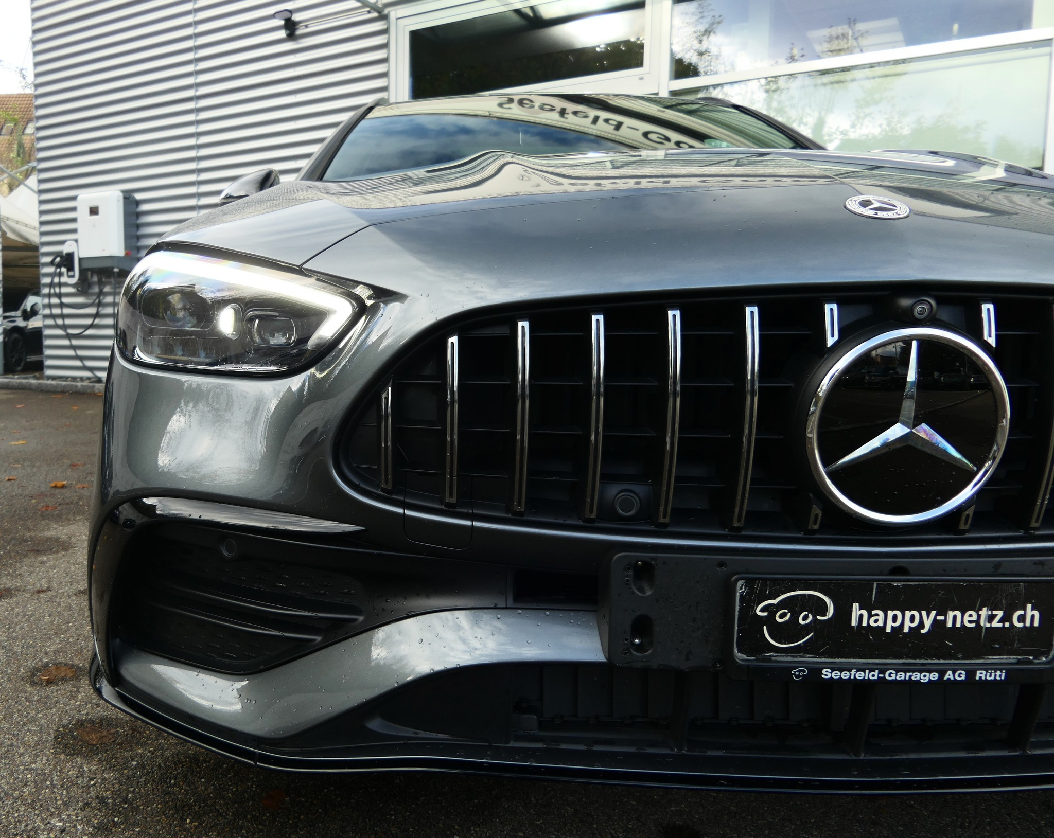 listing desktop thumbnail image 2