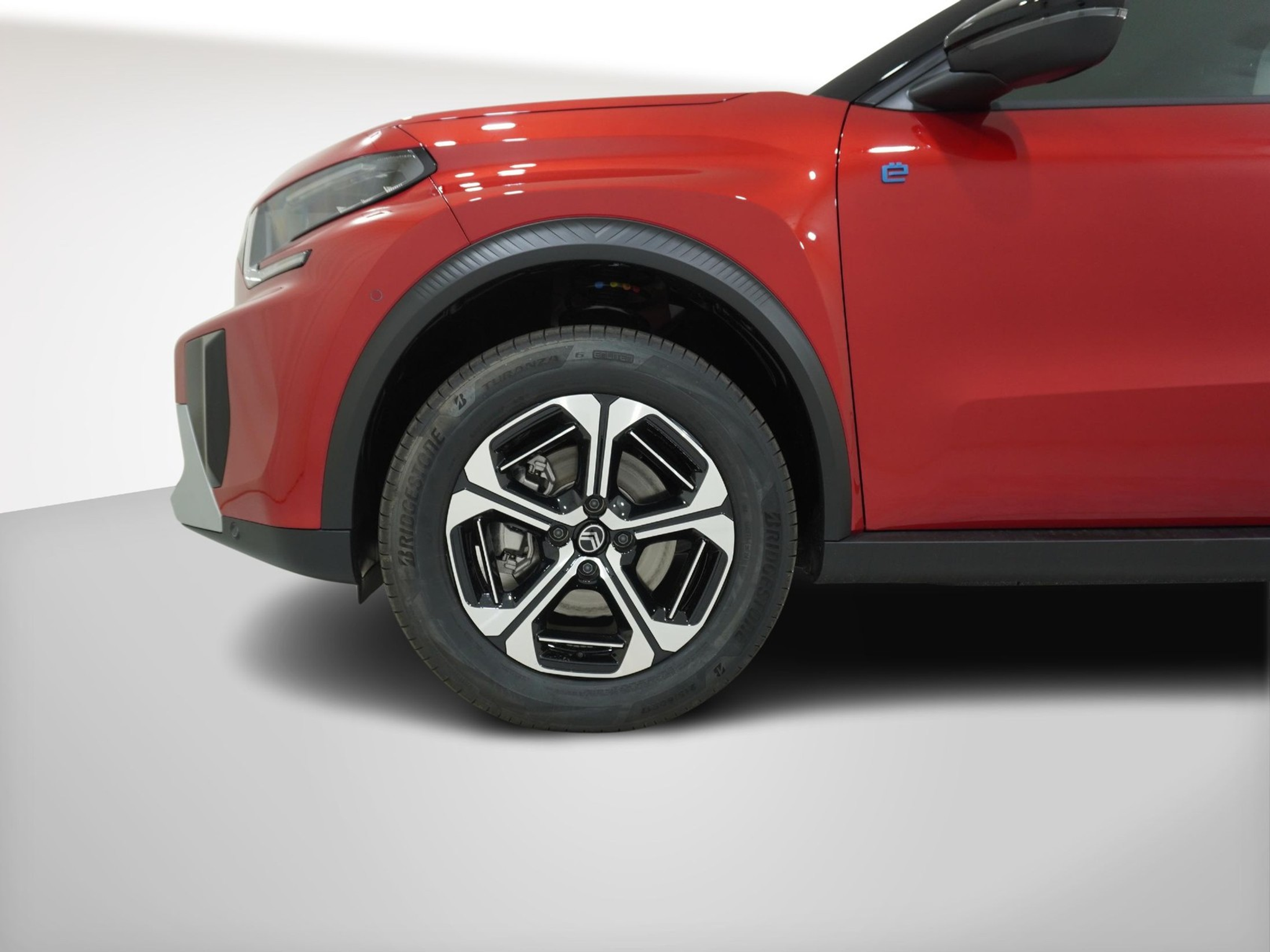 listing desktop thumbnail image 5