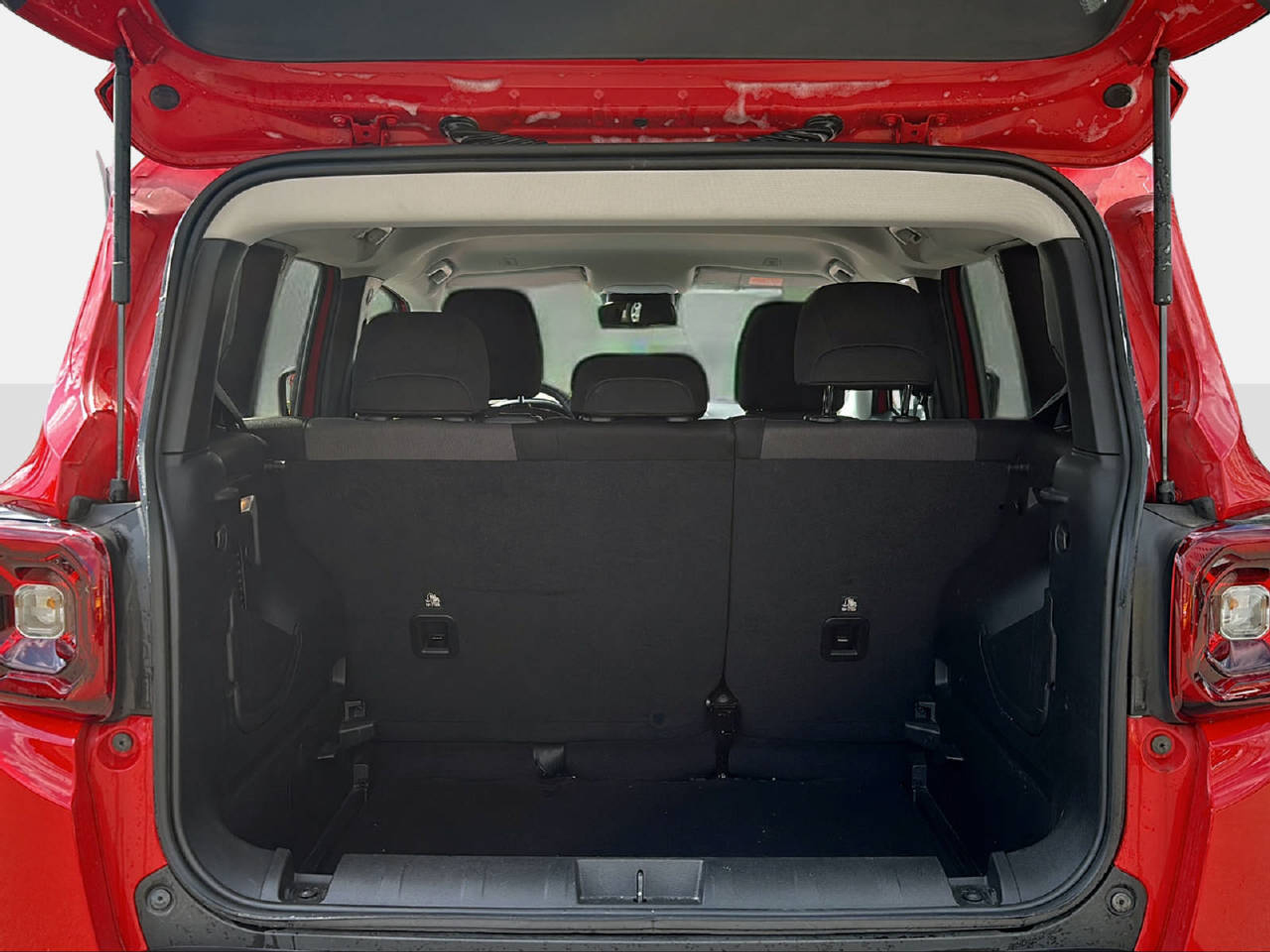 listing desktop thumbnail image 13