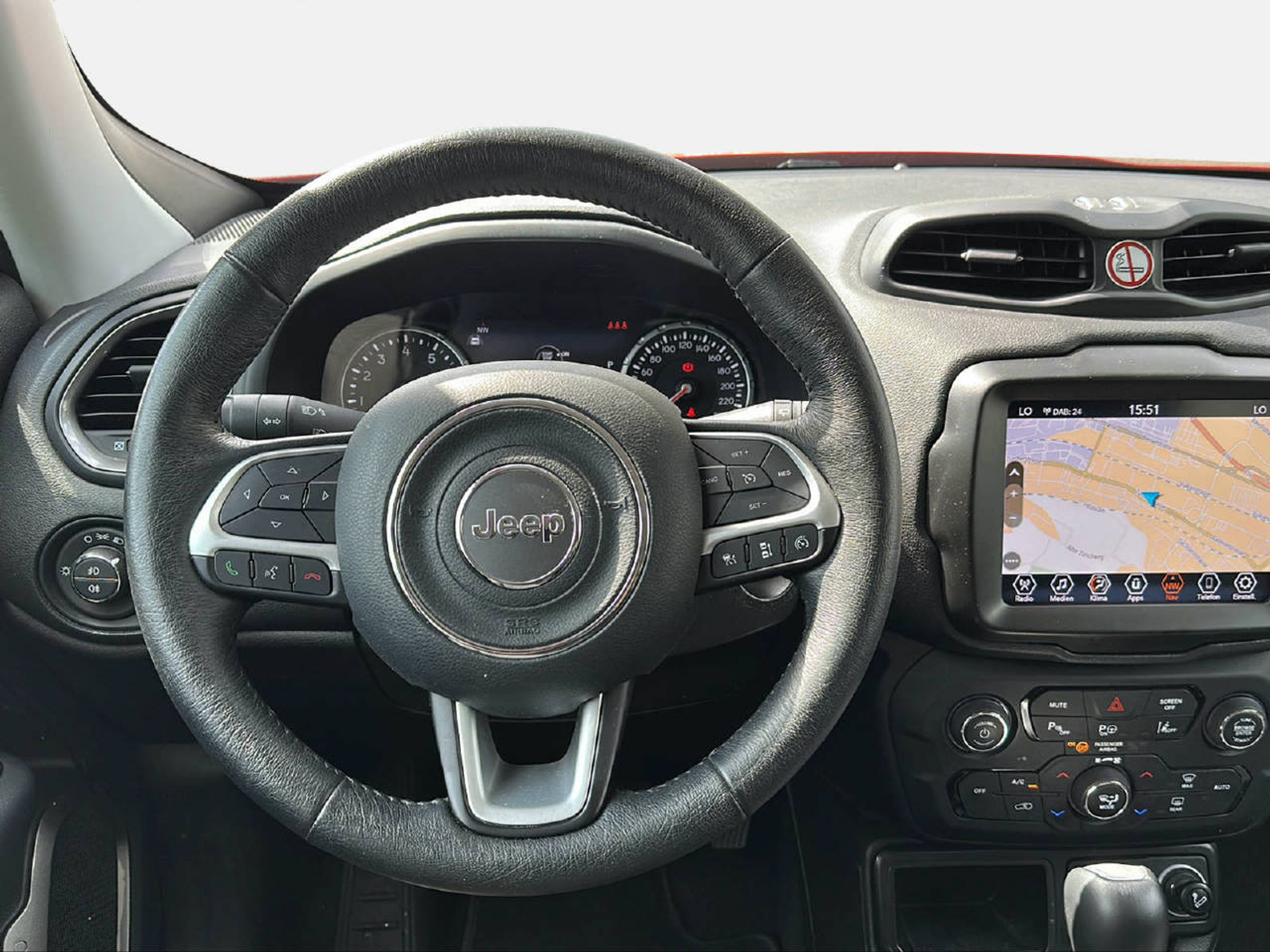 listing desktop thumbnail image 11