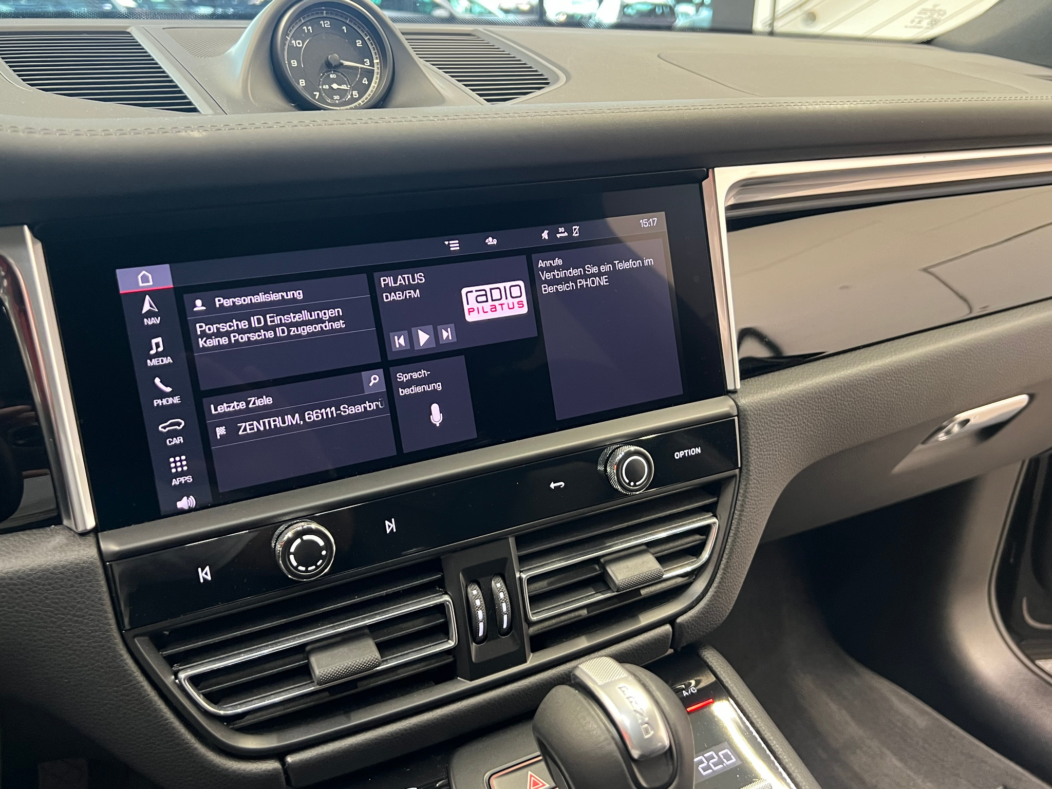 listing desktop thumbnail image 23